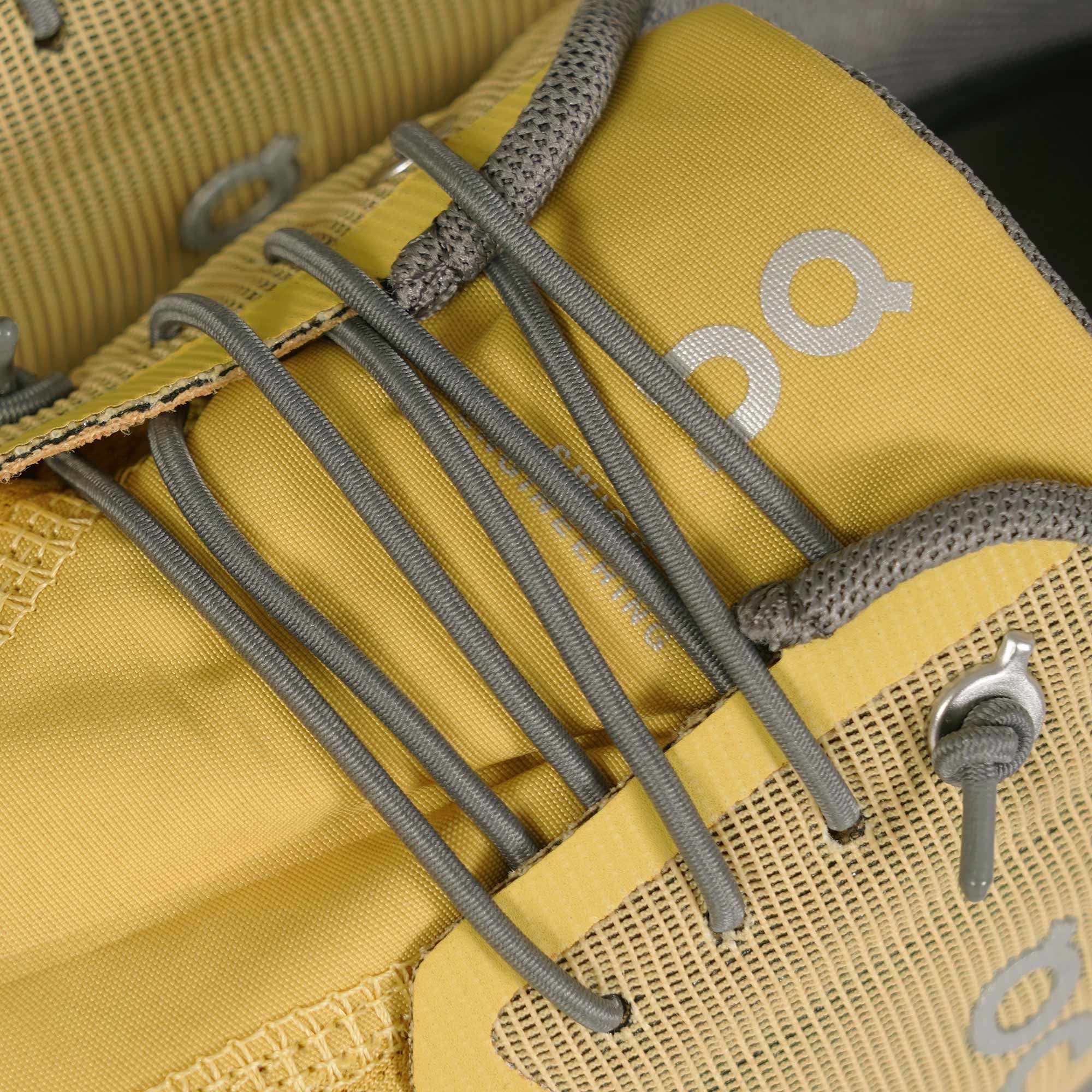On Running Cloud 5 Waterproof - Mustard/Rock