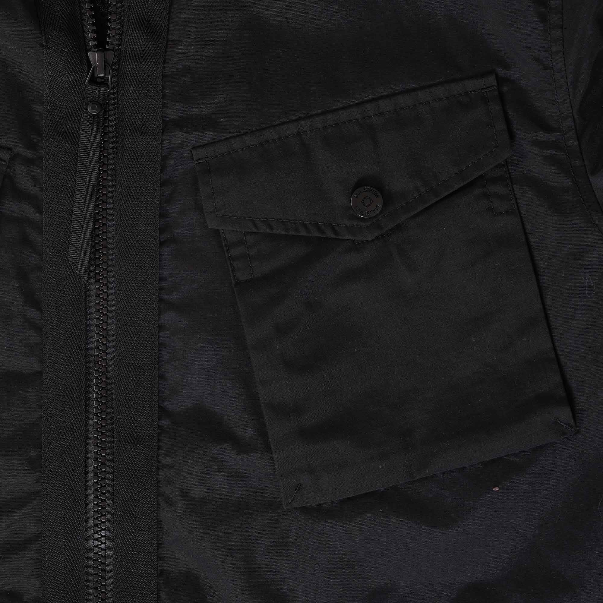 Ma Strum Hooded Jacket - Jet Black