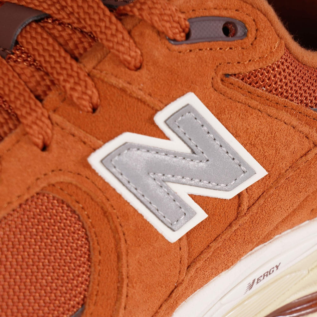 New Balance 2002R - Orange