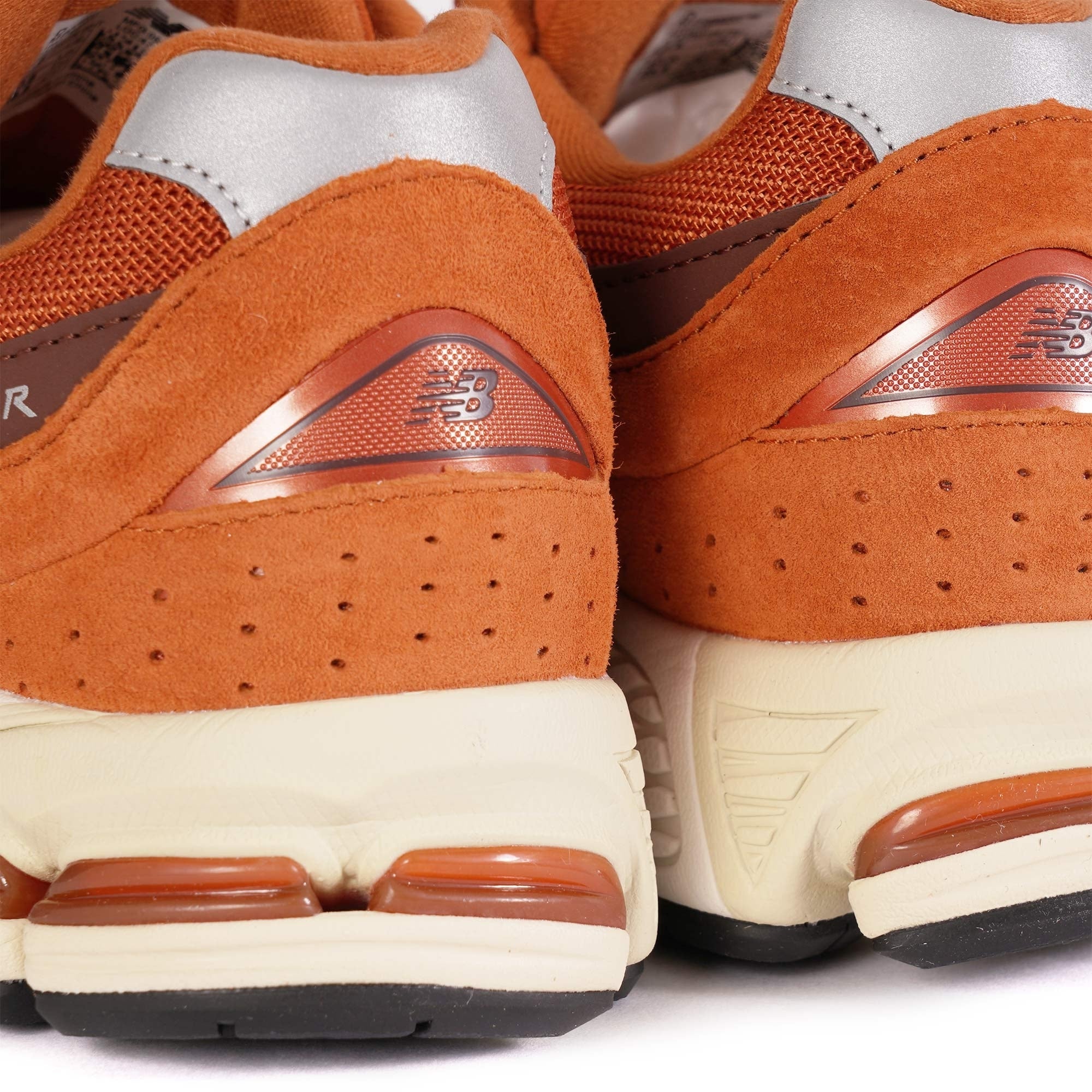 New Balance 2002R - Orange