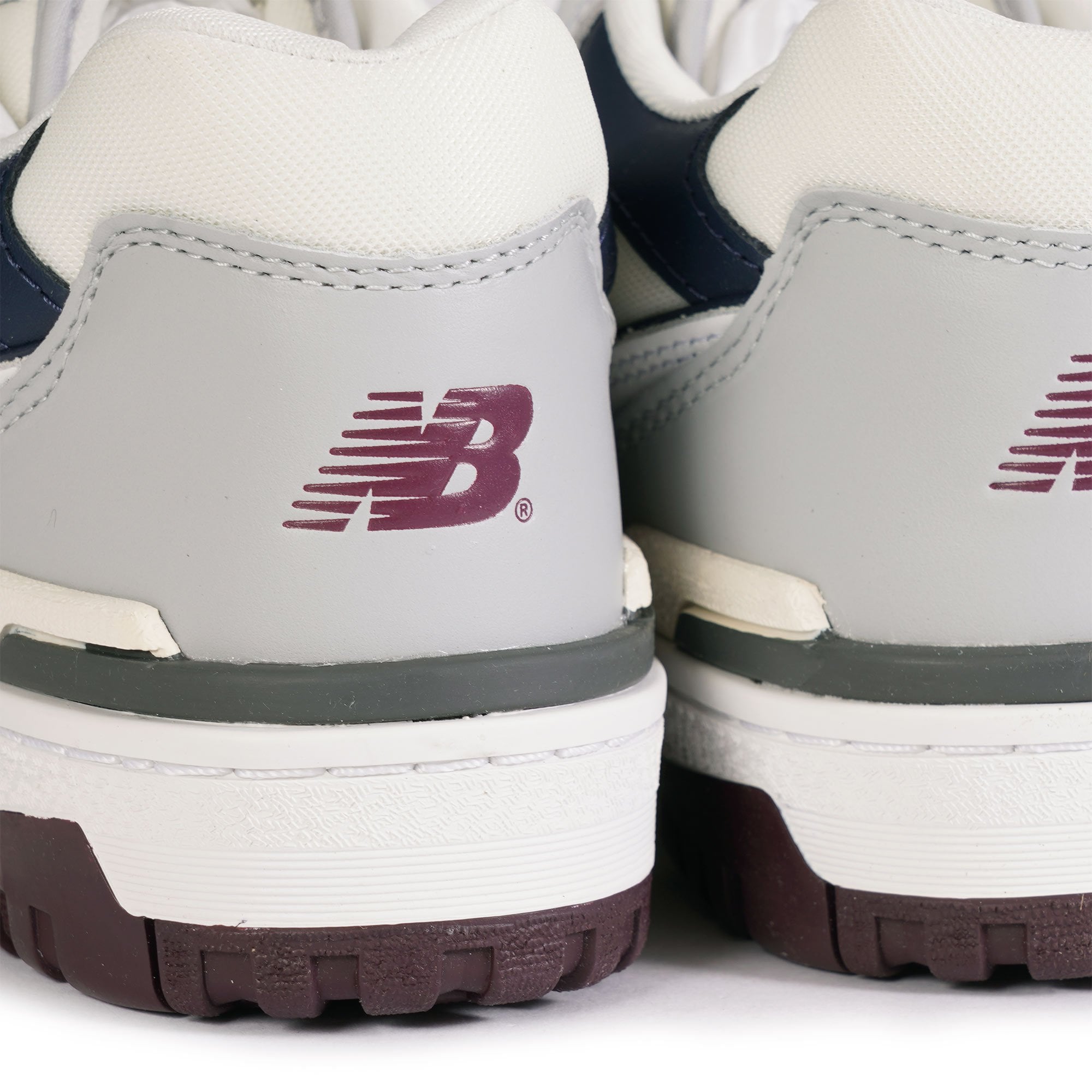 New Balance 550 - Burgundy
