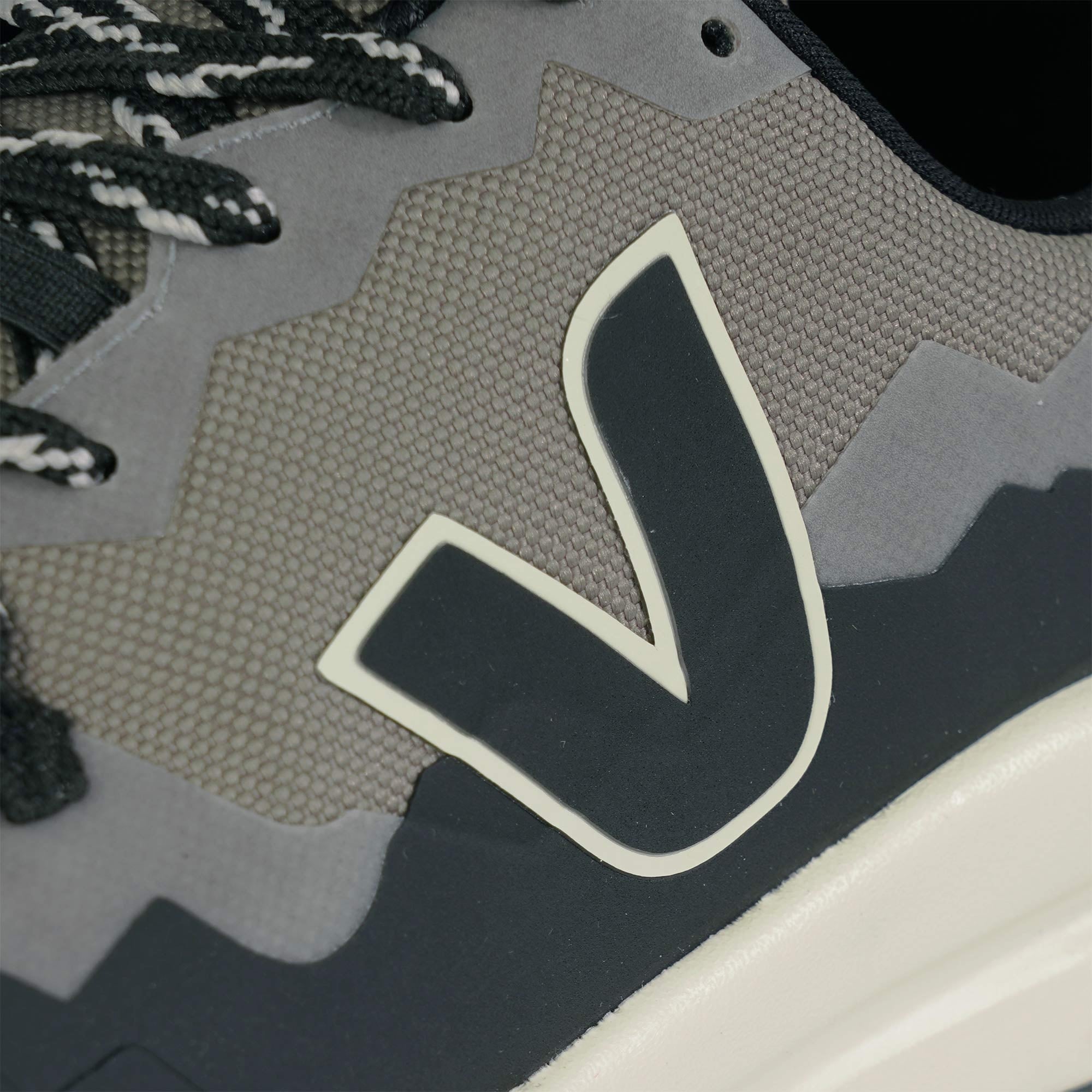 Veja Fitz Roy Trek-Shell - Basalte/Black