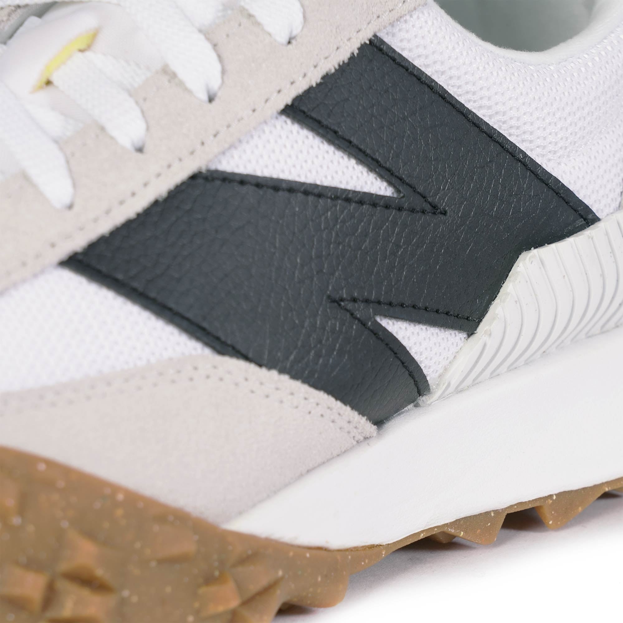 New Balance XC72 - White