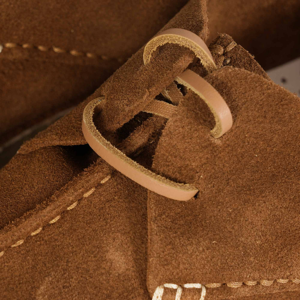 Yogi Caden Centre Seam Suede - Cola Brown