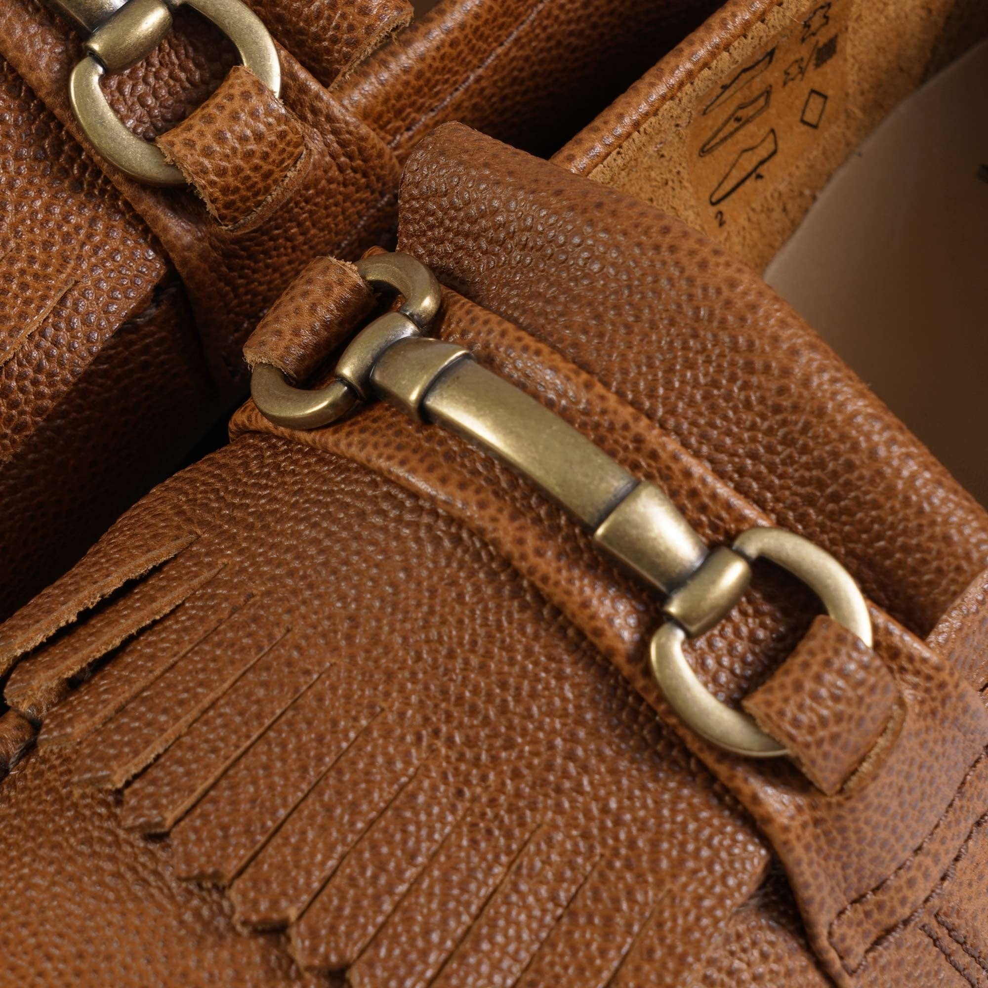 Dr. Martens Adrian Snaffle - Brown