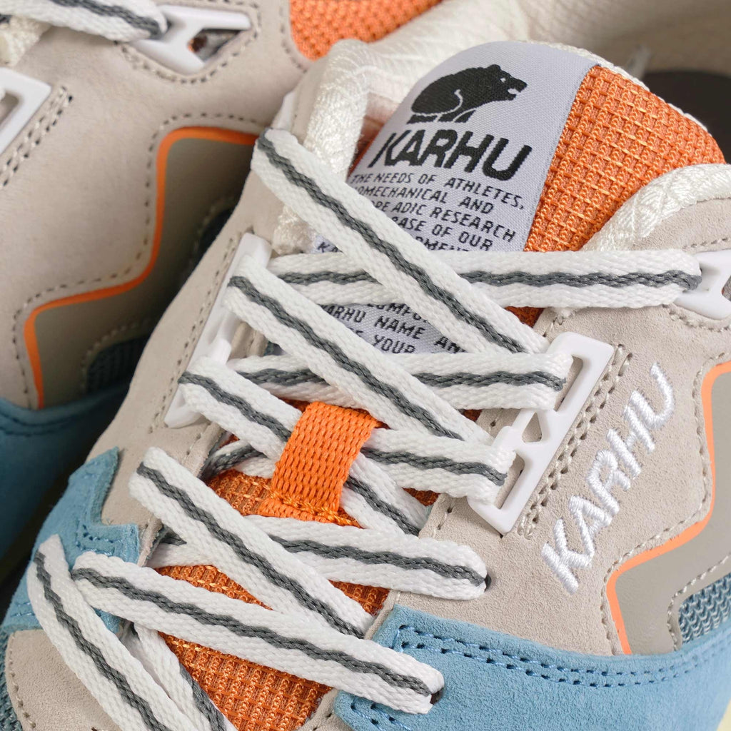 Karhu Synchron Classic - Reef Waters/Abbey Stone
