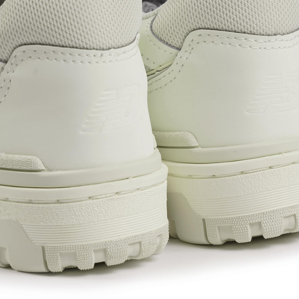 New Balance 550 - White