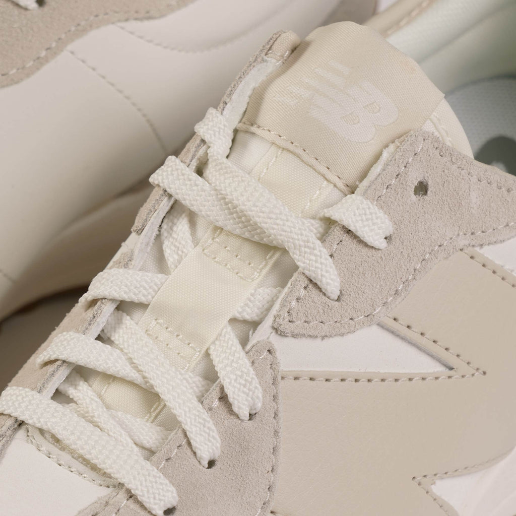 New Balance Womens 327 - Beige