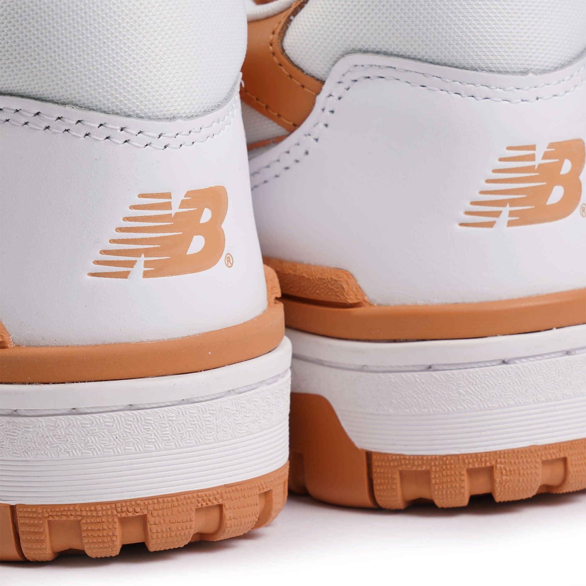 New Balance 550 - White and Tan