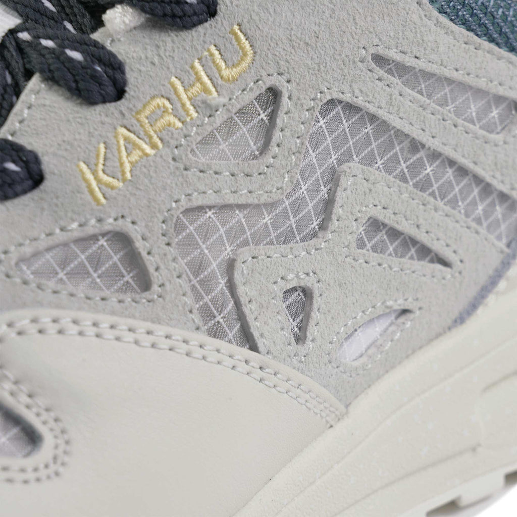Karhu Legacy 96 - Lily White and Transparent