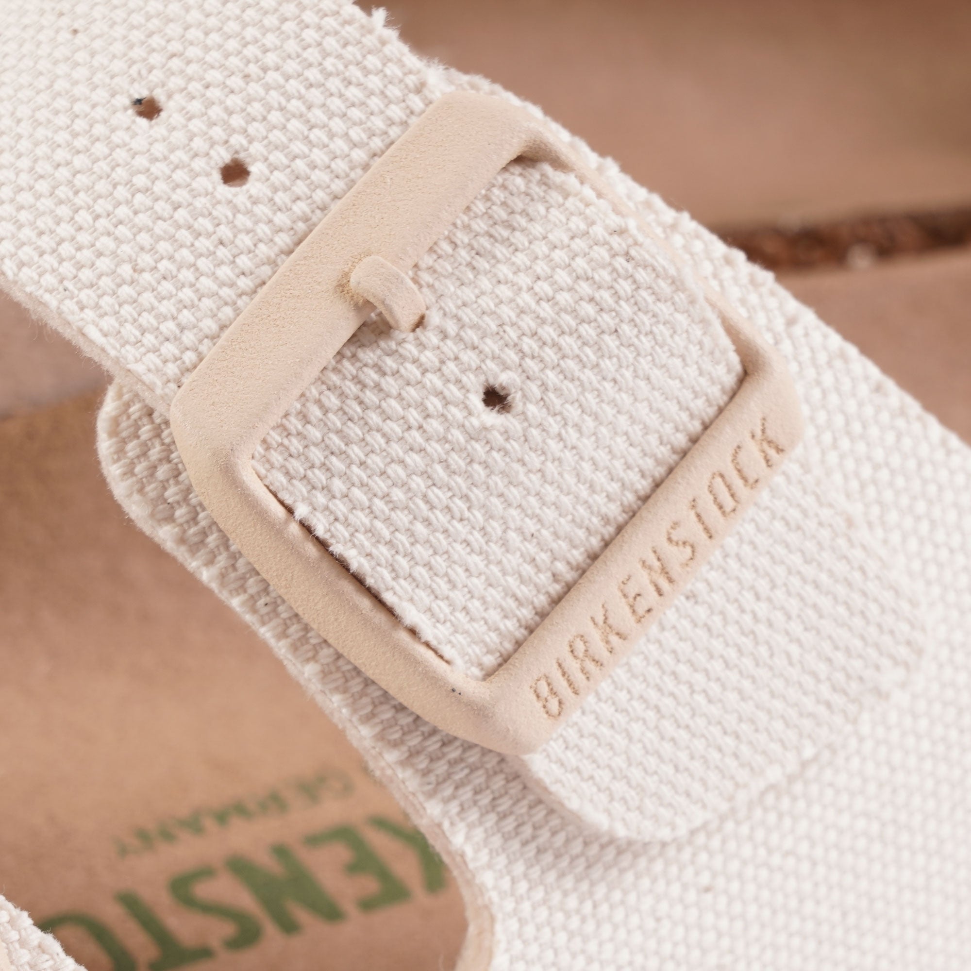 Birkenstock Womens Arizona Vegan - Eggshell