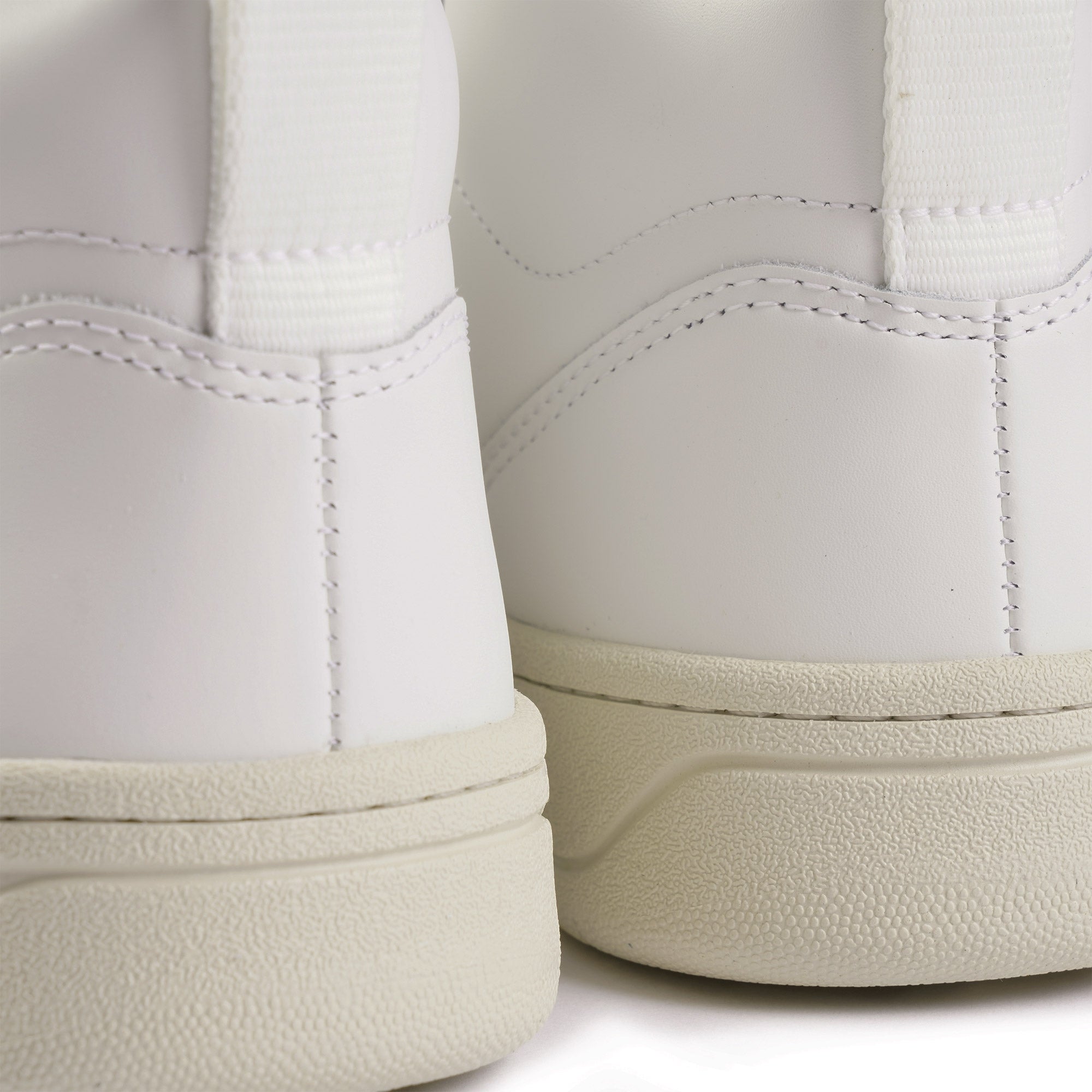 Veja V-15 Leather - White & Black