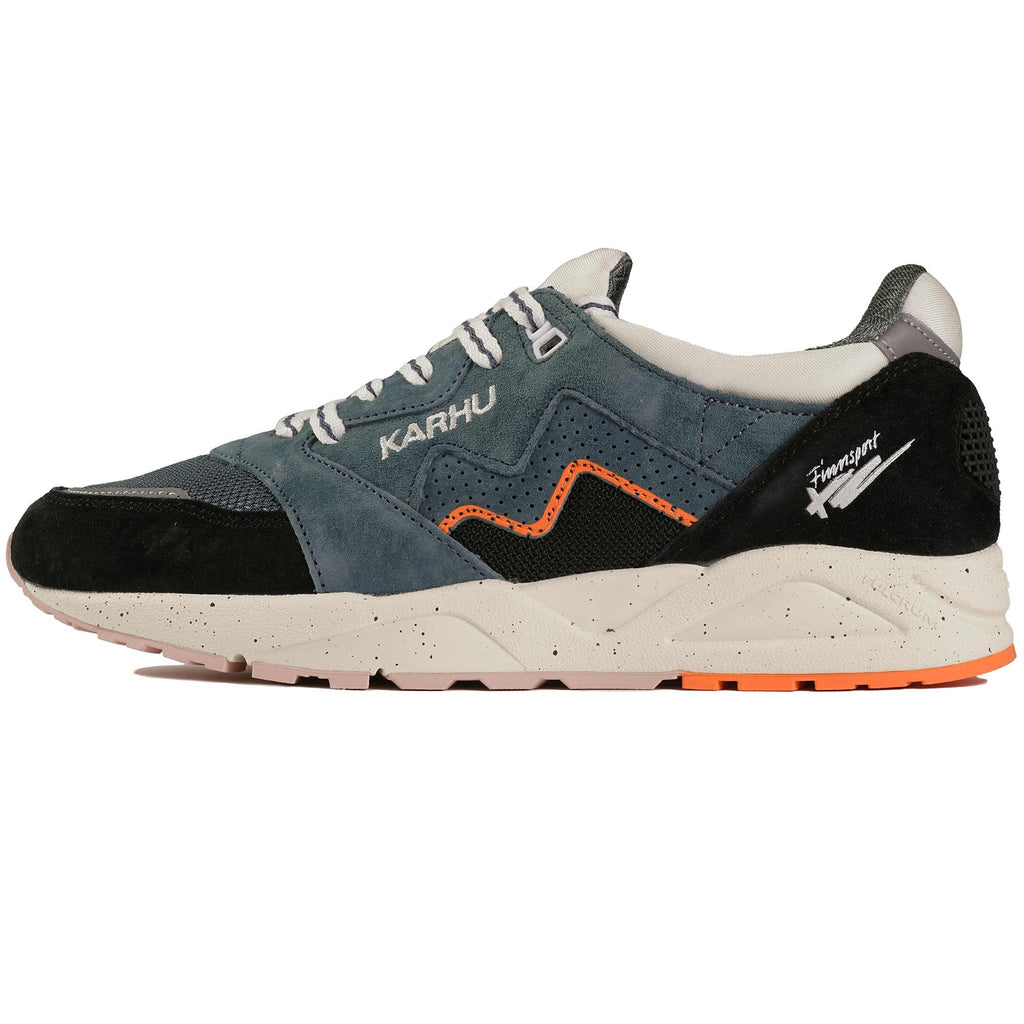 Karhu Aria 95 - Jet Black and Stormy Weather