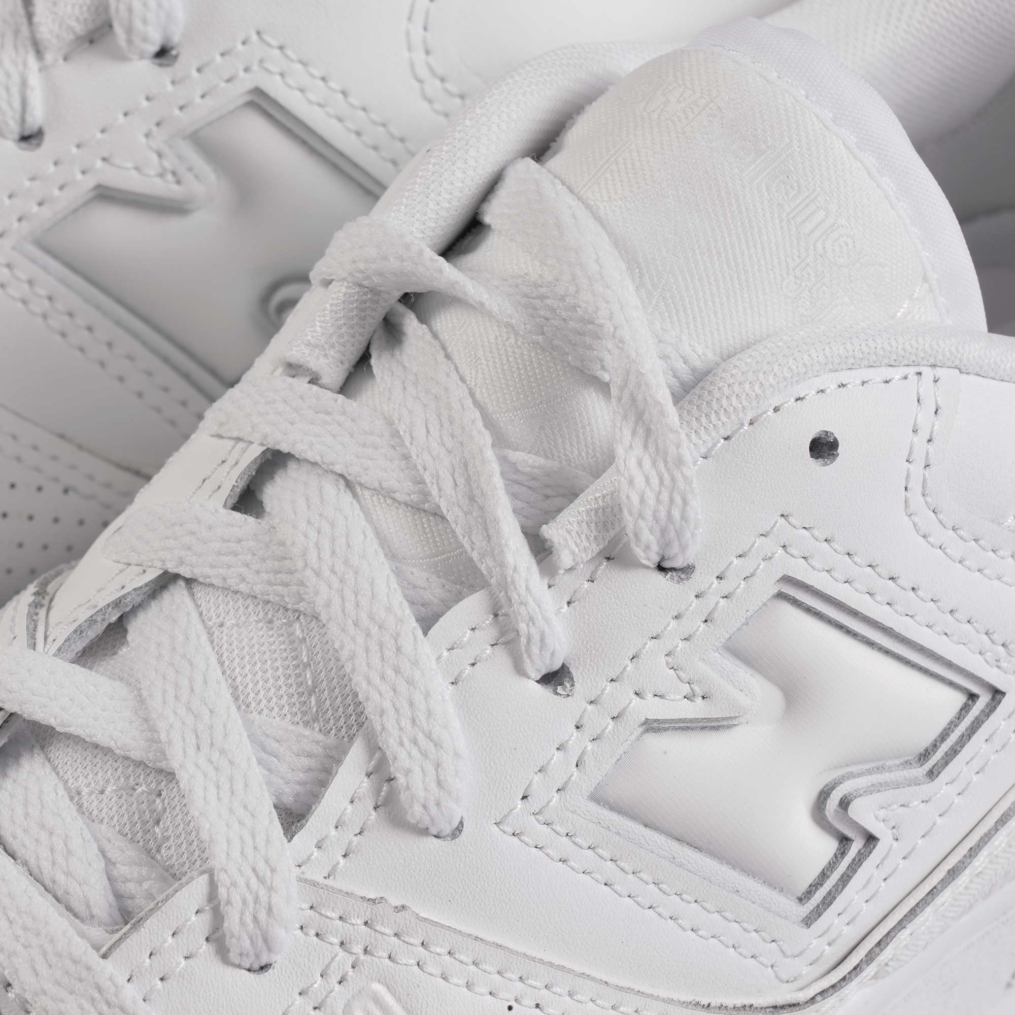 New Balance 550 - White