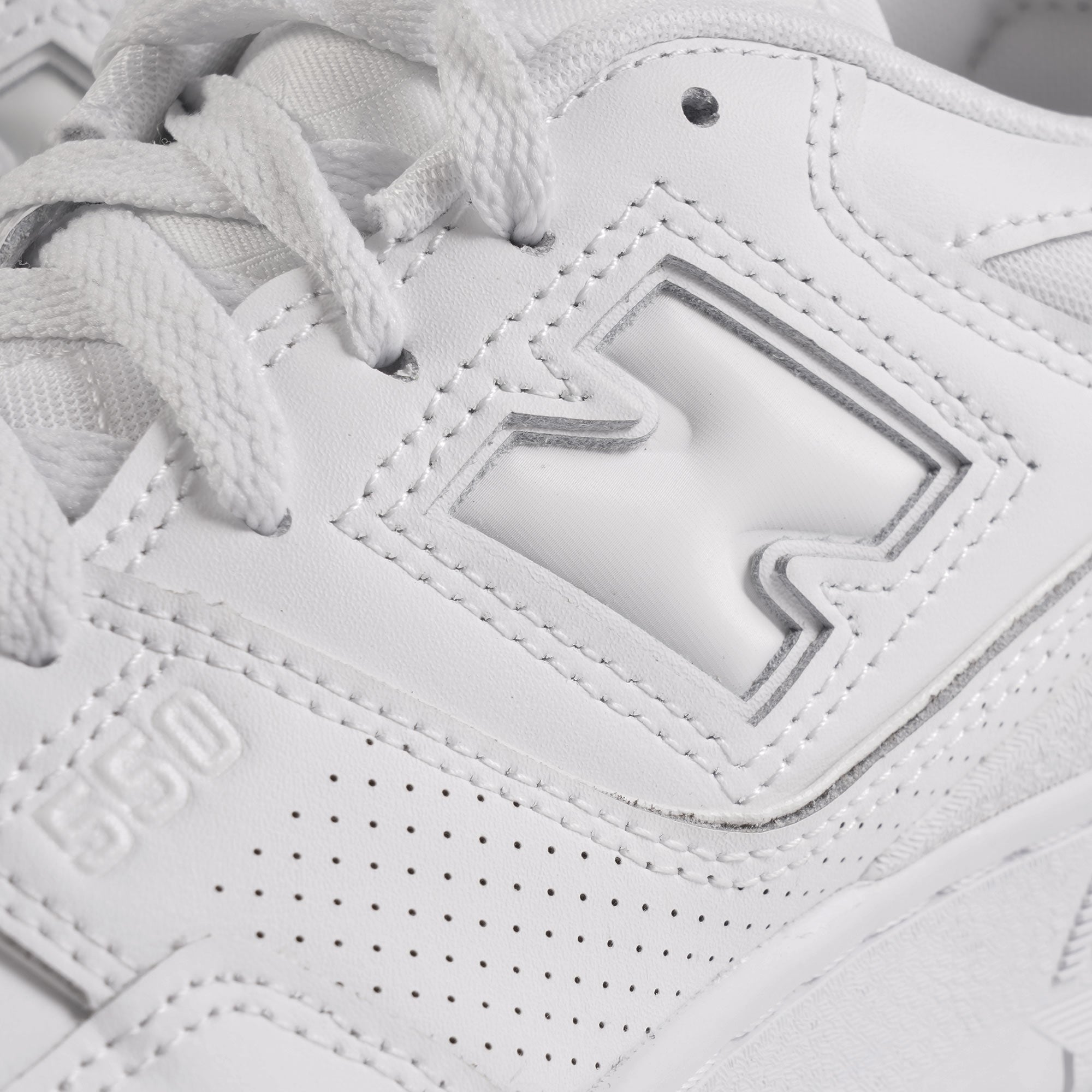 New Balance 550 - White