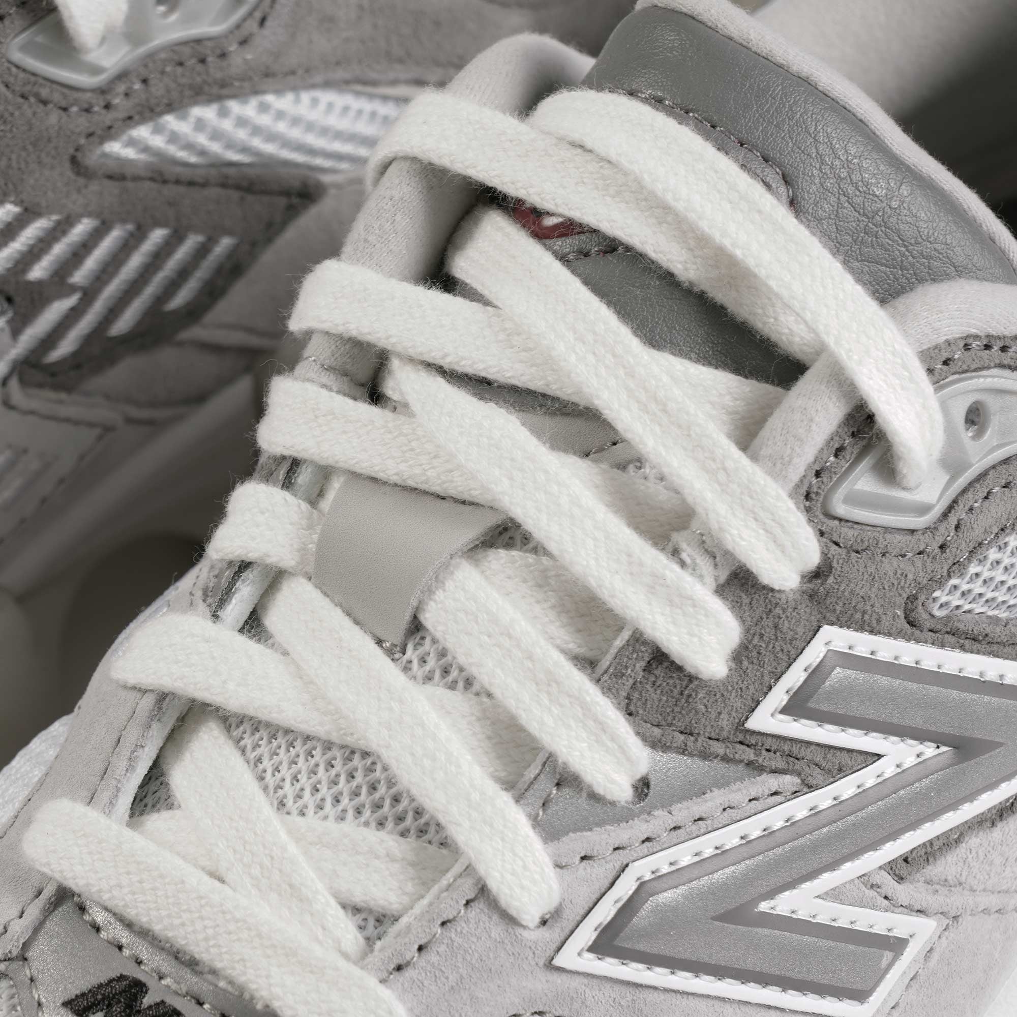 New Balance 9060 - Grey