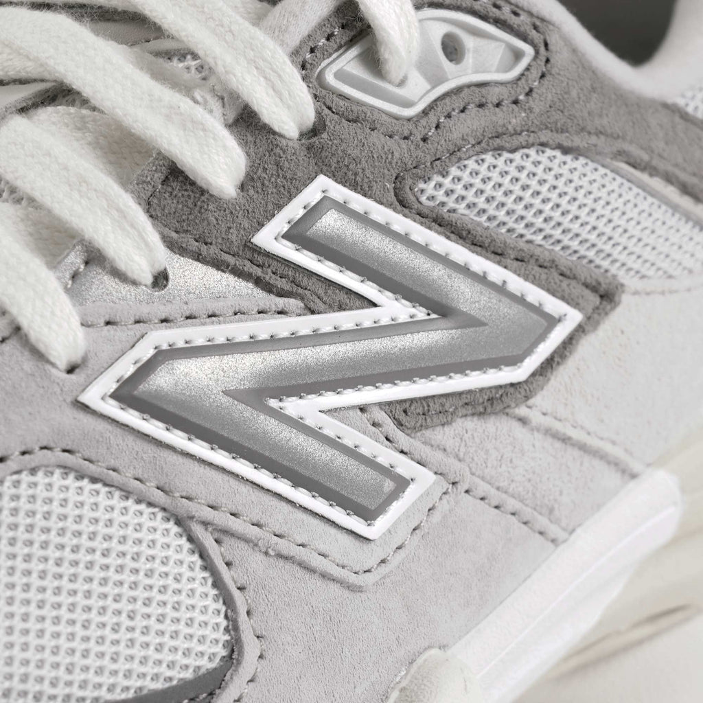 New Balance 9060 - Grey