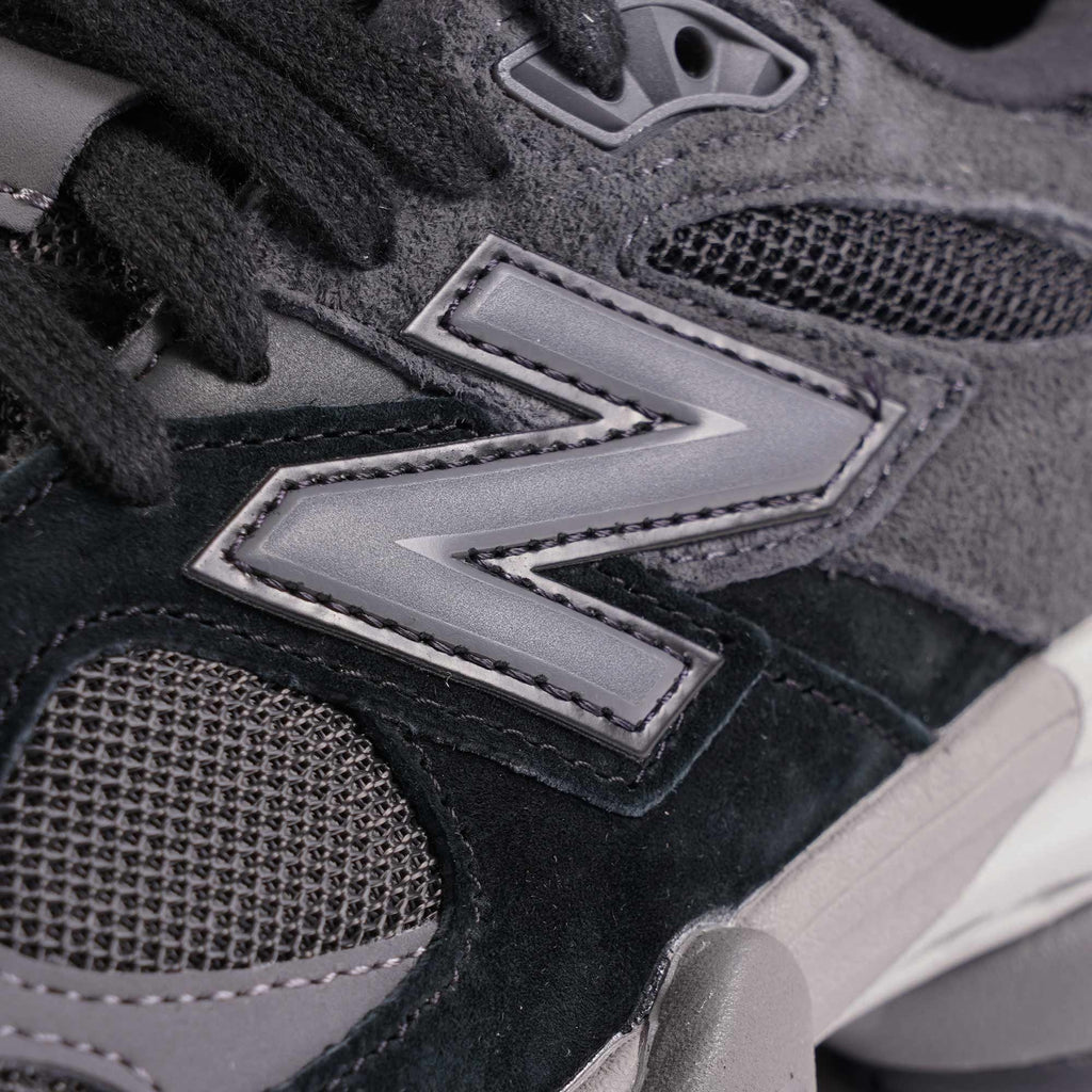 New Balance 9060 - Black