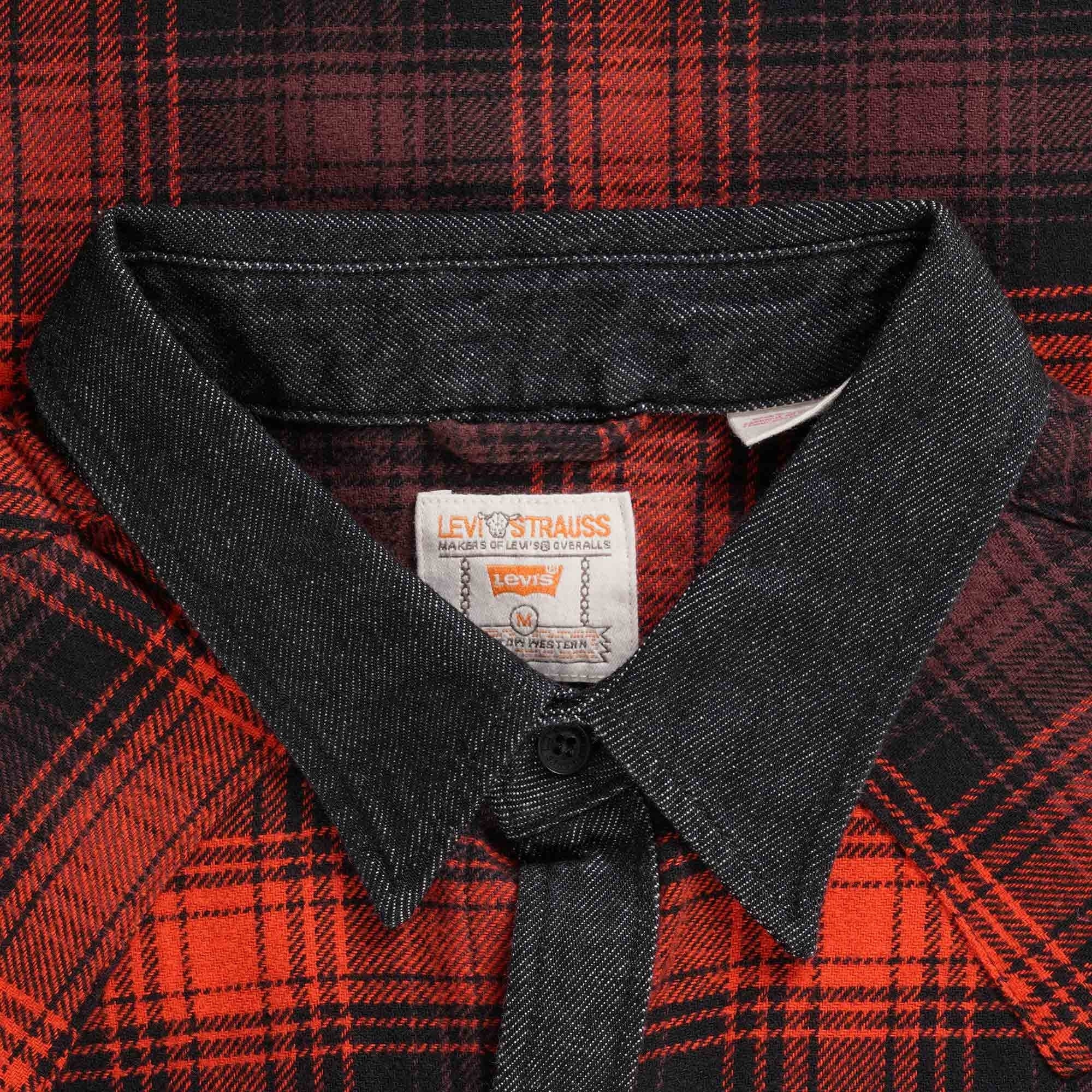 Levi's® Barstow Western Standard Shirt - Stanley Red