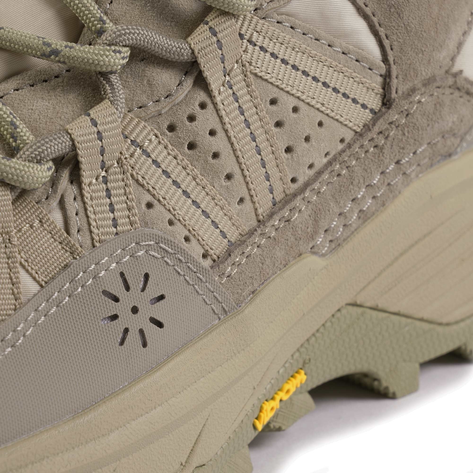 Flower Mountain Iwano - Beige