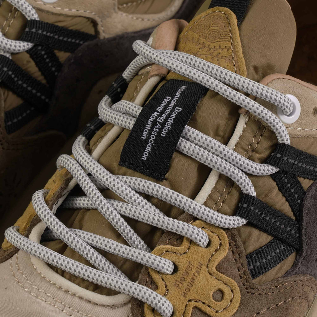Flower Mountain Yamano 3 - Beige and Brown