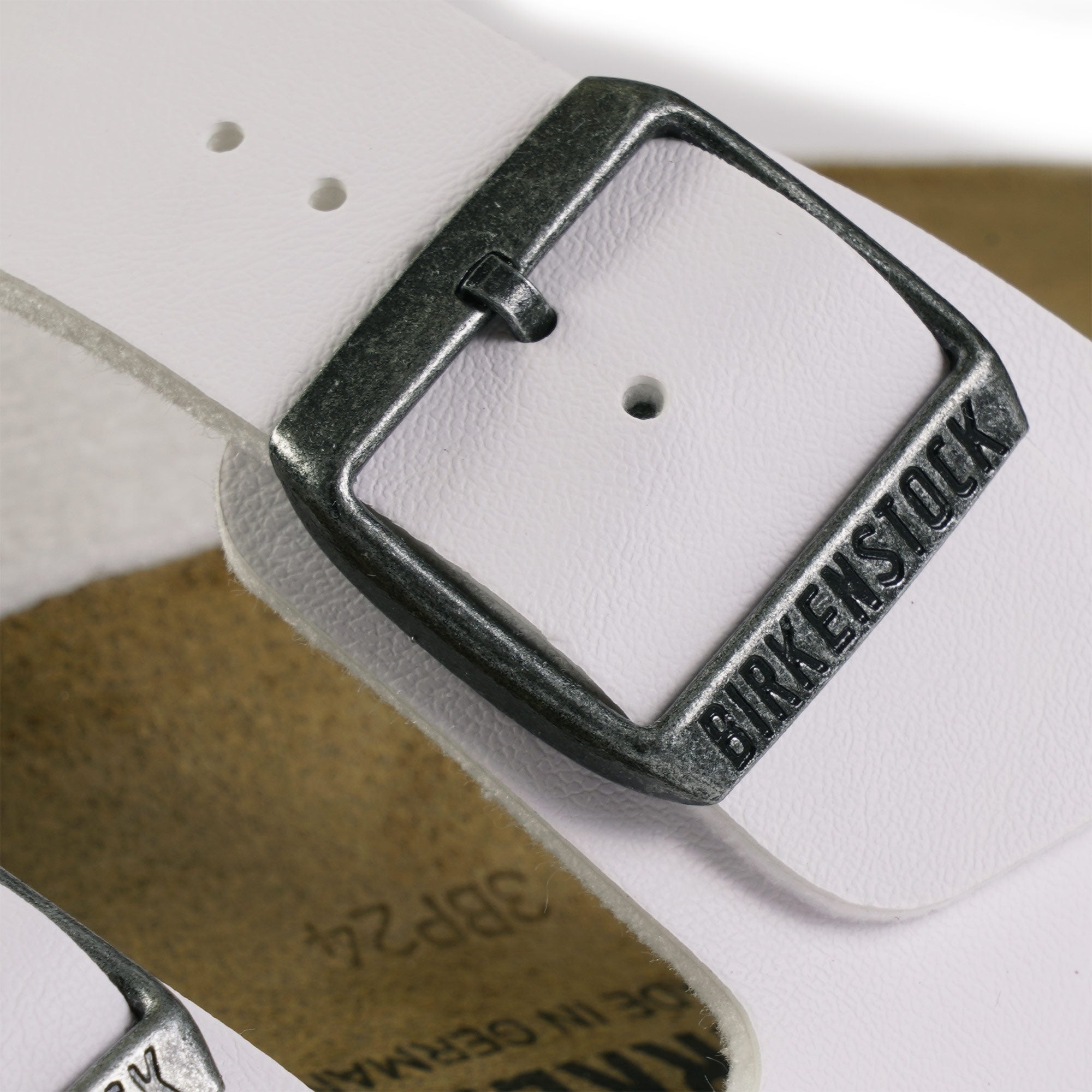 Birkenstock Womens Arizona - White