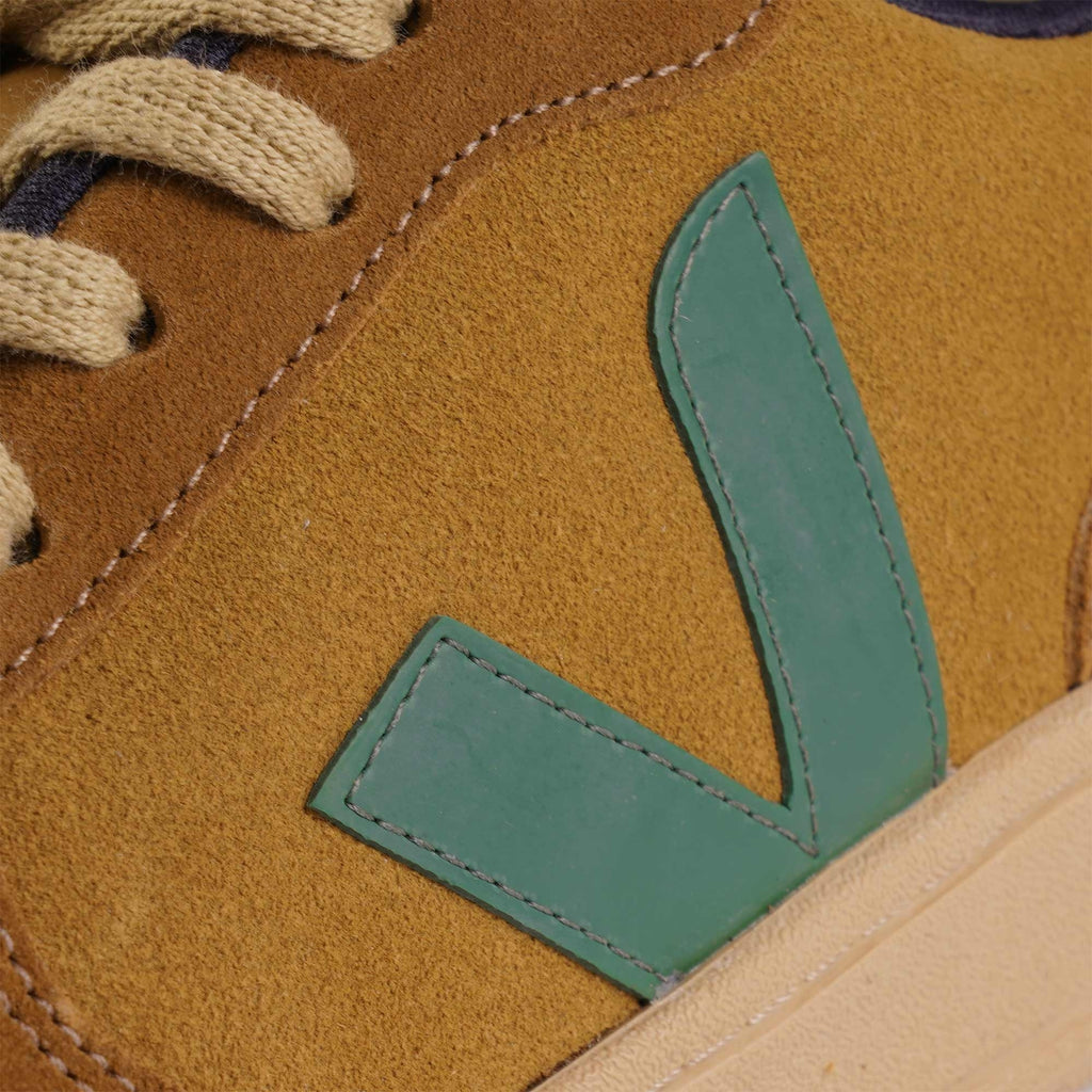 Veja V-10 Suede - Camel