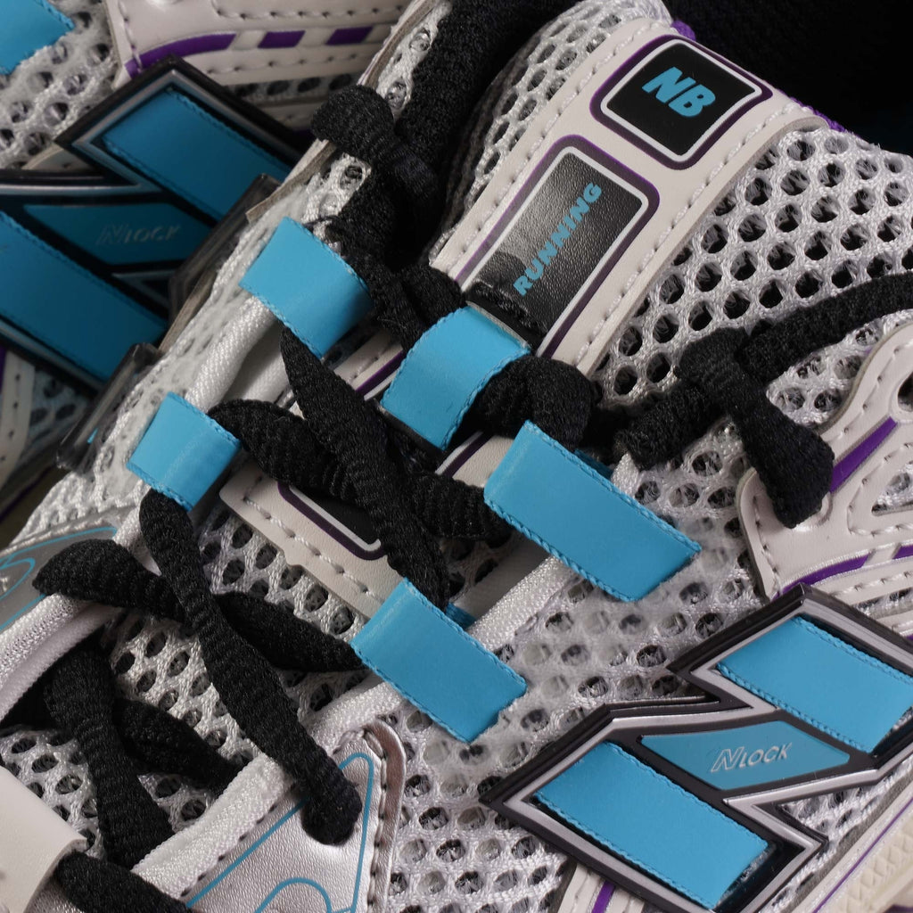 New Balance 1906 - White and Aqua