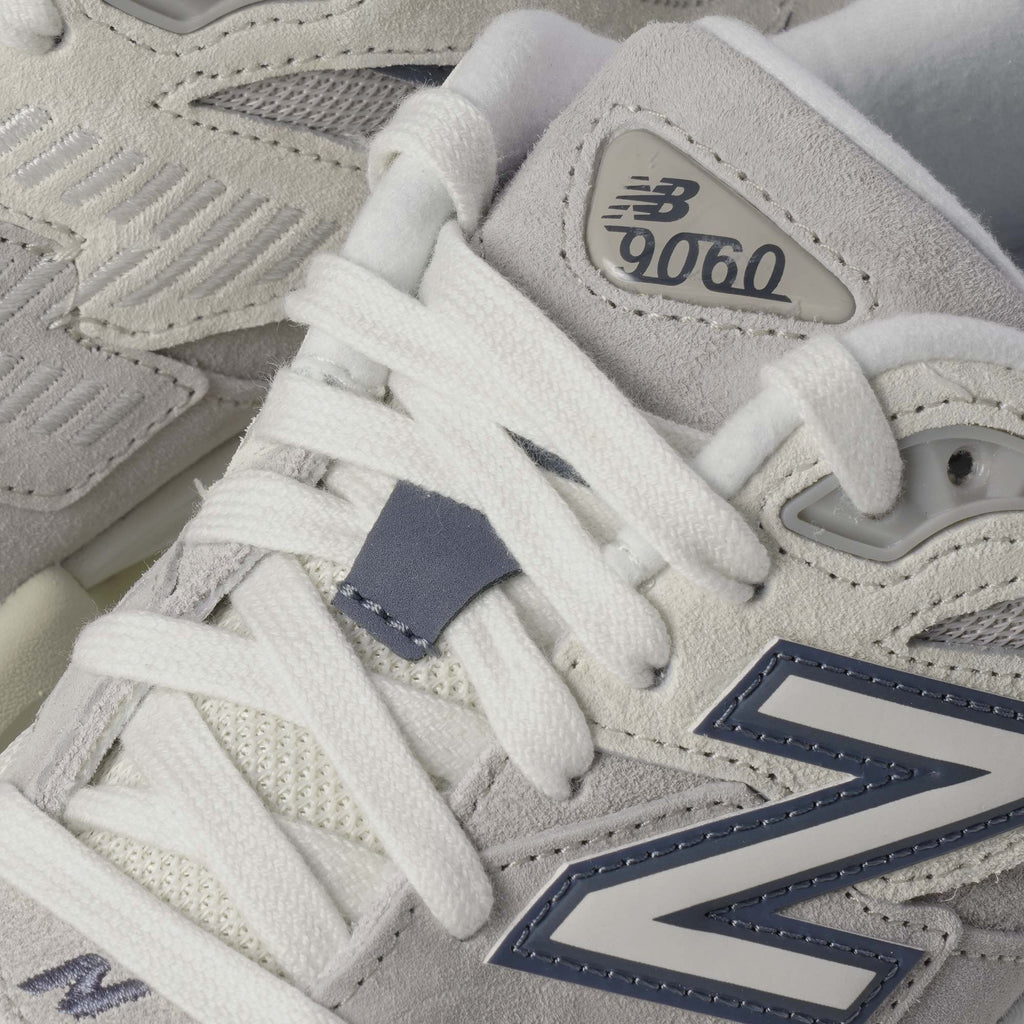 New Balance 9060 - Grey and Navy