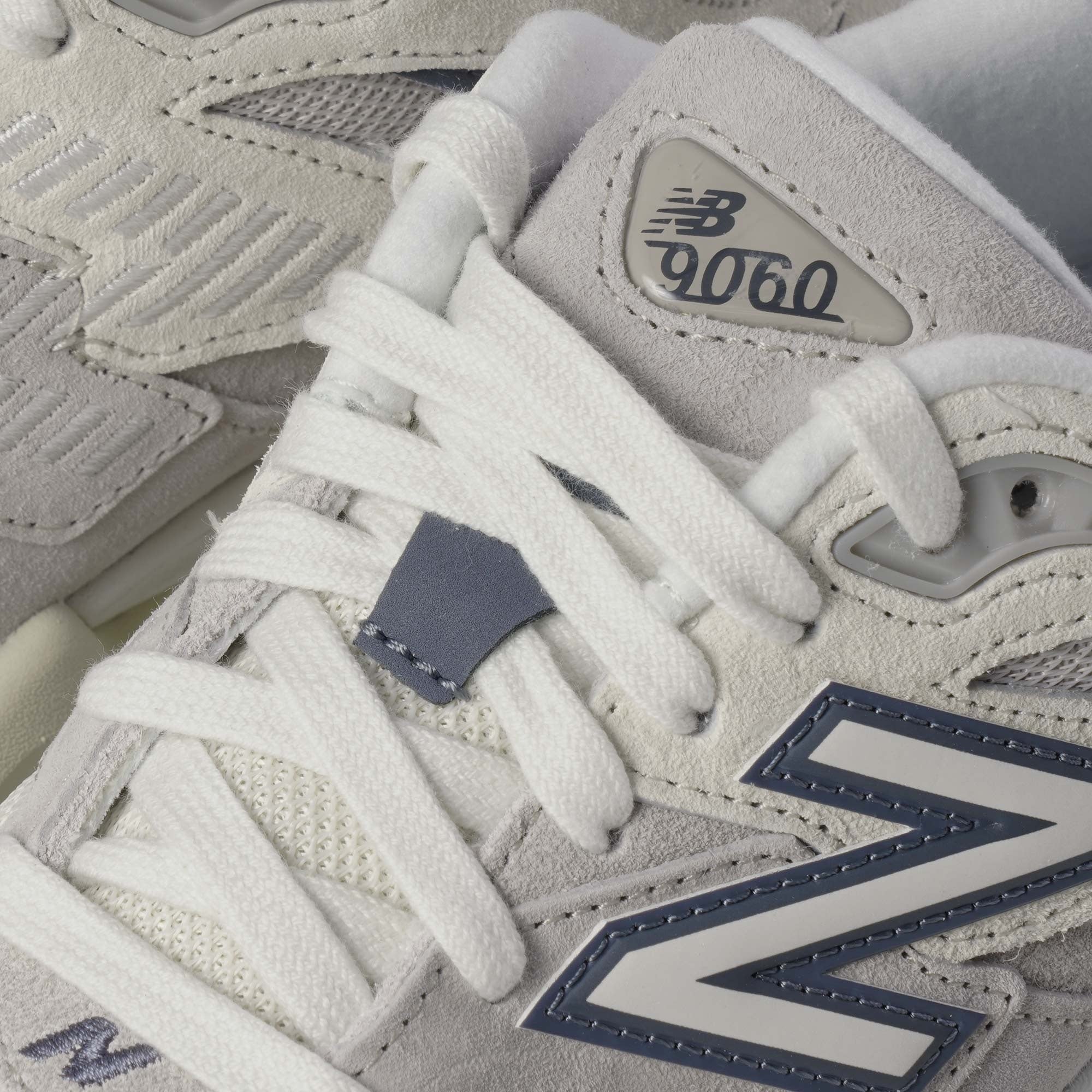 New Balance 9060 - Grey and Navy