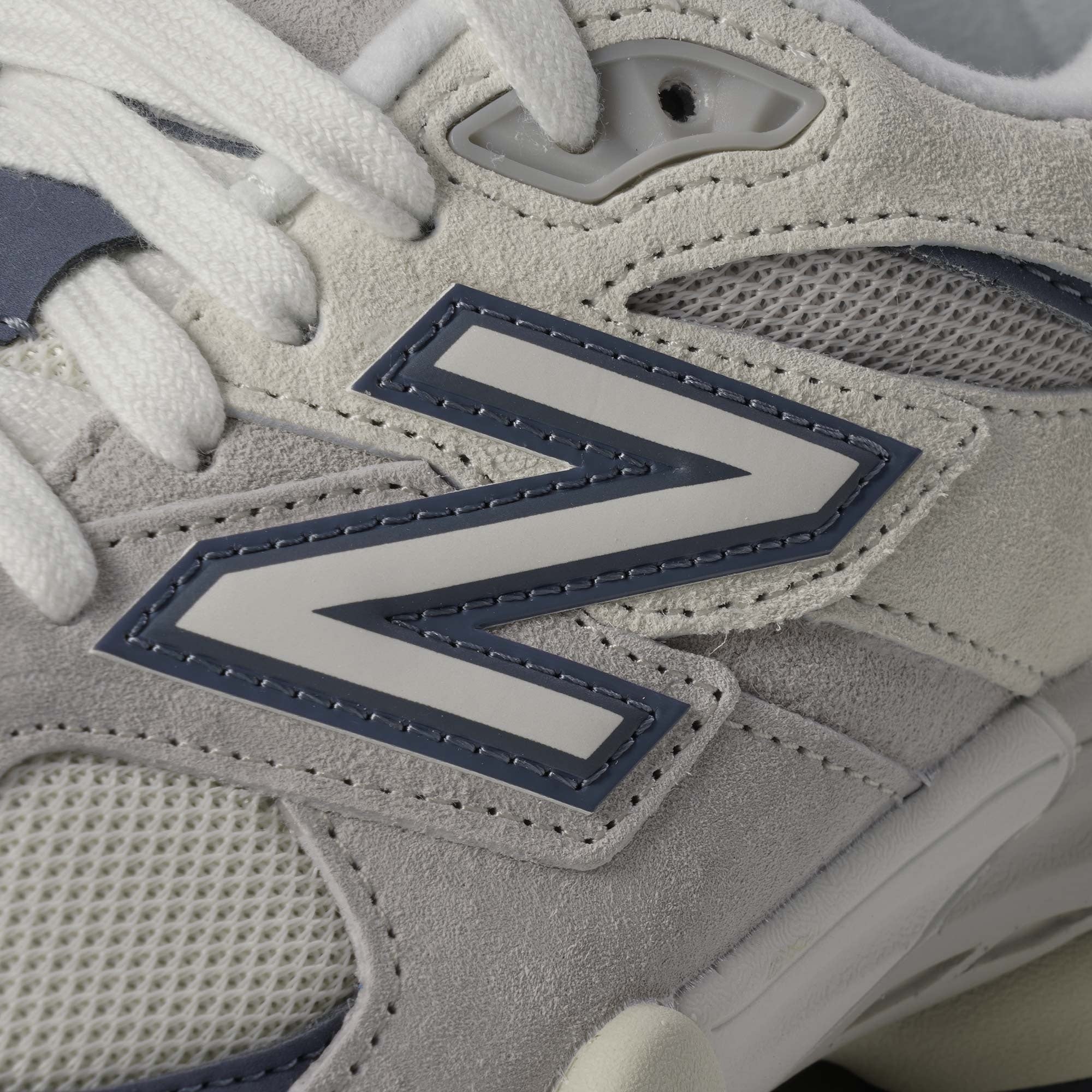New Balance 9060 - Grey and Navy
