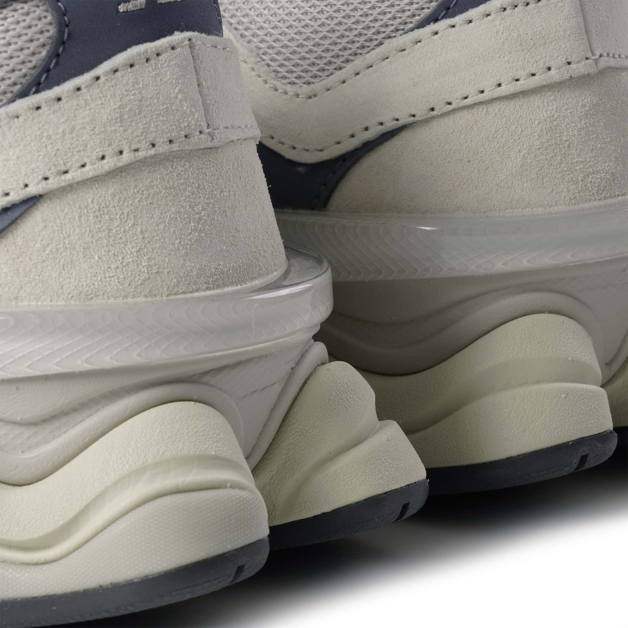 New Balance 9060 - Grey and Navy