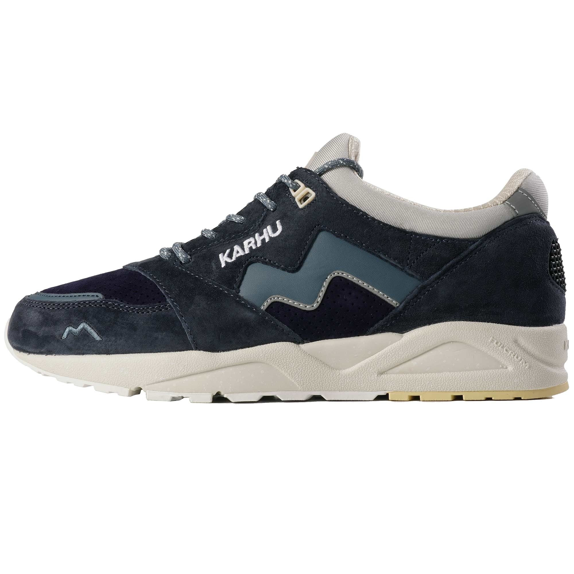 Karhu Aria 95 - India Ink and Stormy Weather