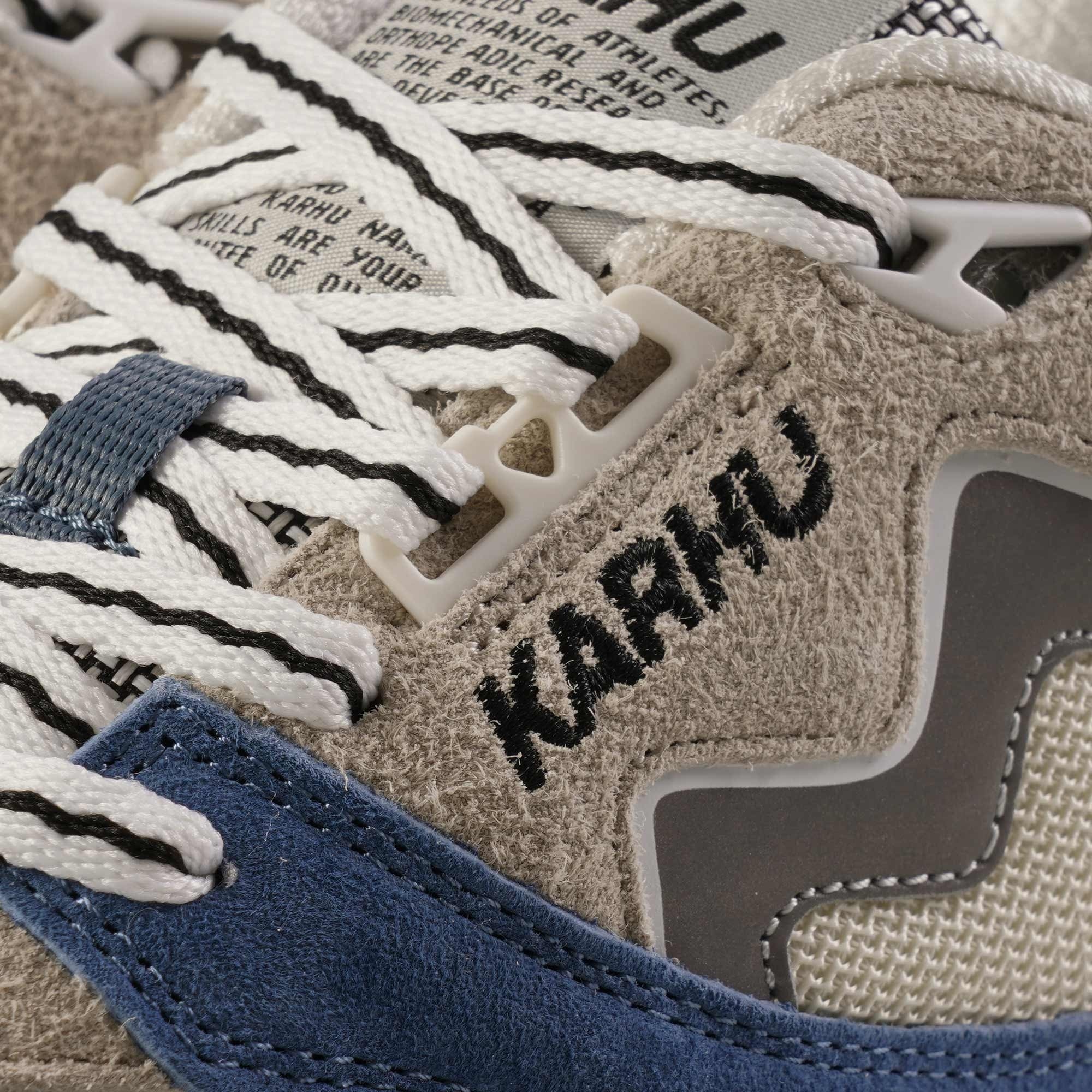 Karhu Synchron Classic - Blue