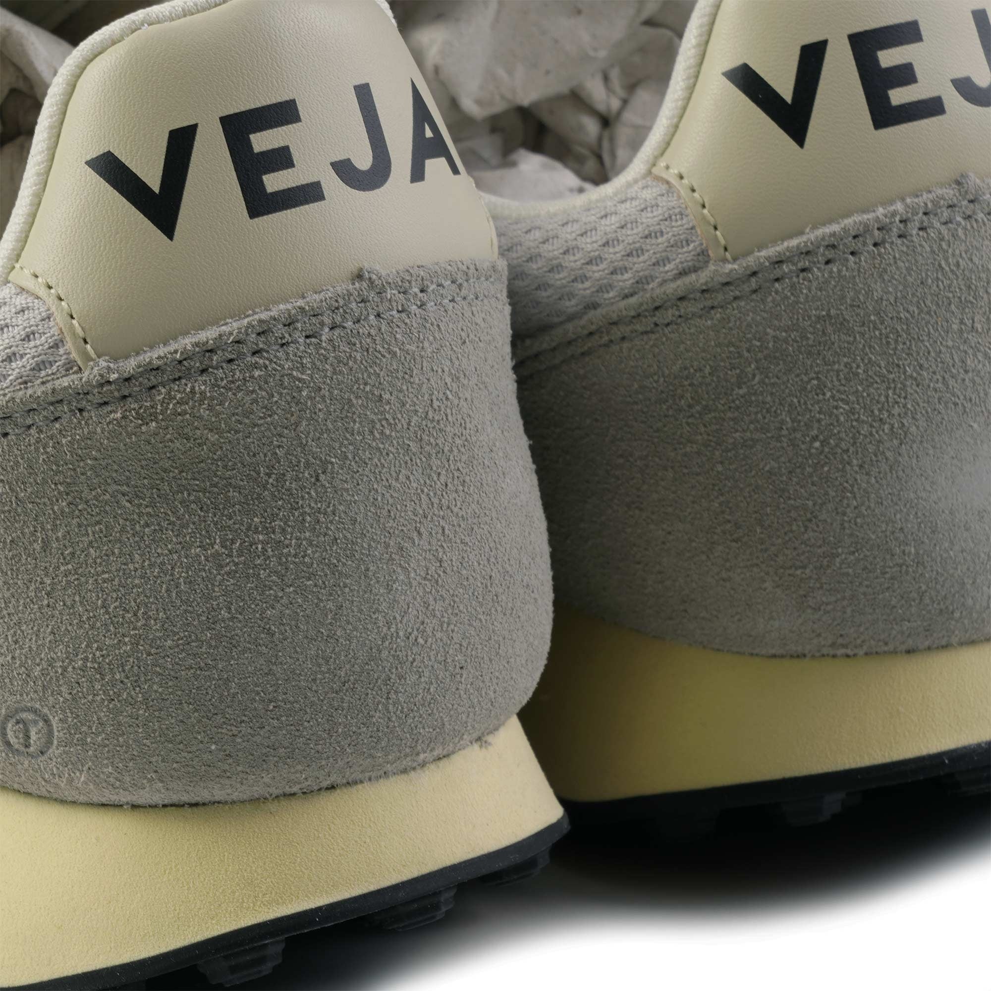 Veja Rio Branco Alveomesh - Light Grey