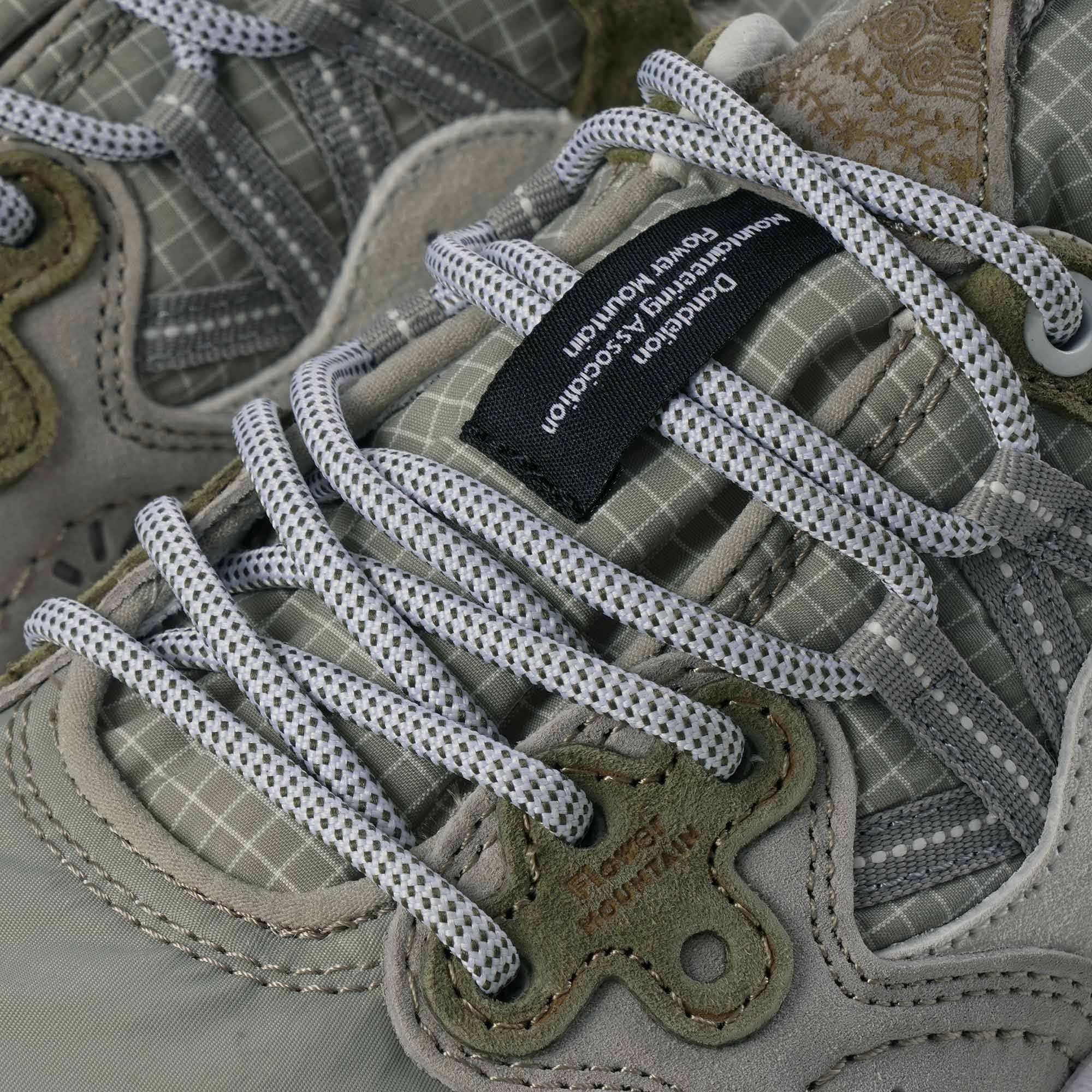 Flower Mountain Yamano 3 - Light Grey