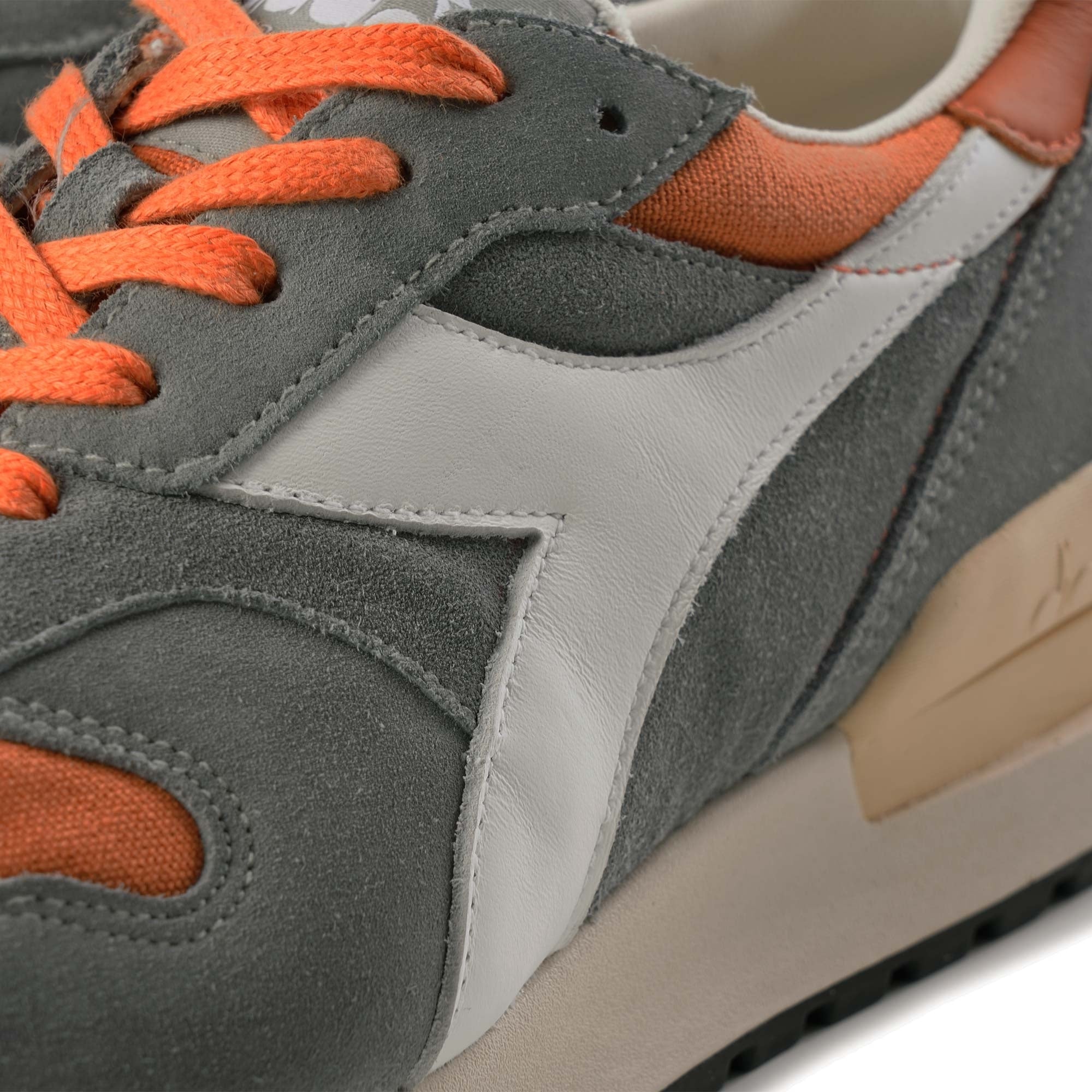 Diadora Conquest C SW - Coral Gold