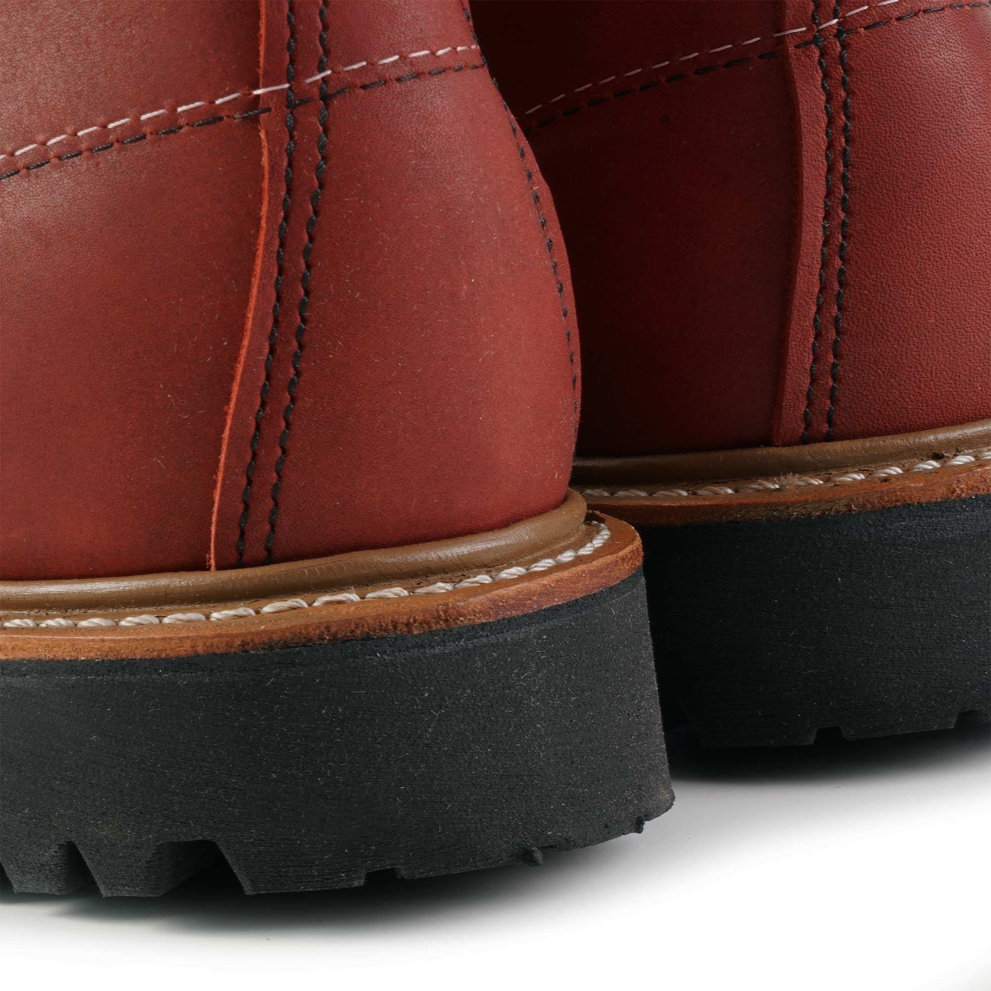 Red Wing 8209 Norway Roughneck Moc Toe Boots - Oro Russet