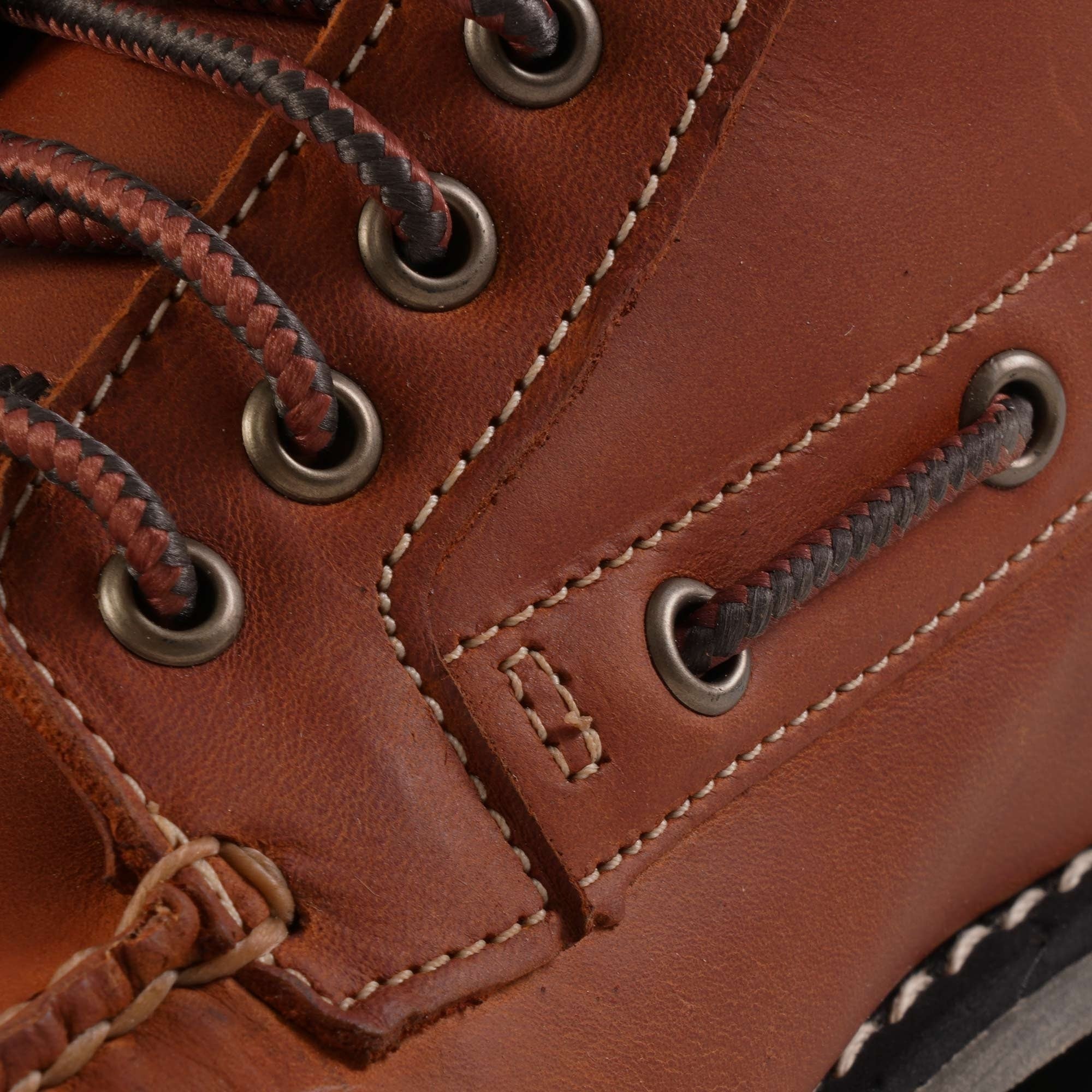 Timberland 7-Eye Mid Lace Chukka Boots - Orange
