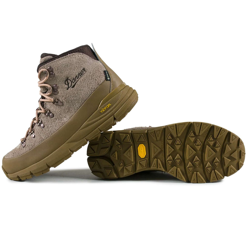 Danner Mountain 600 GORE-TEX Boot - Almond Butter