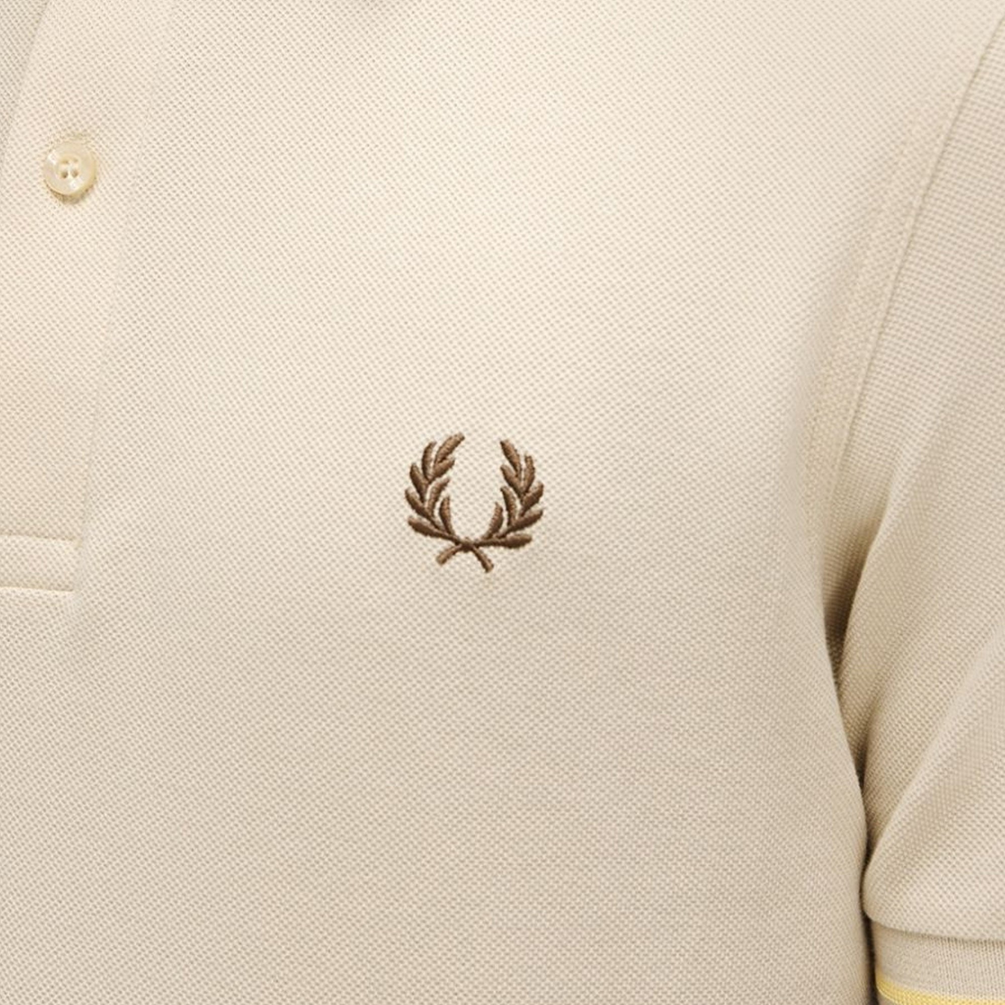 Fred Perry M3600 Twin Tipped Polo Shirt - Oatmeal