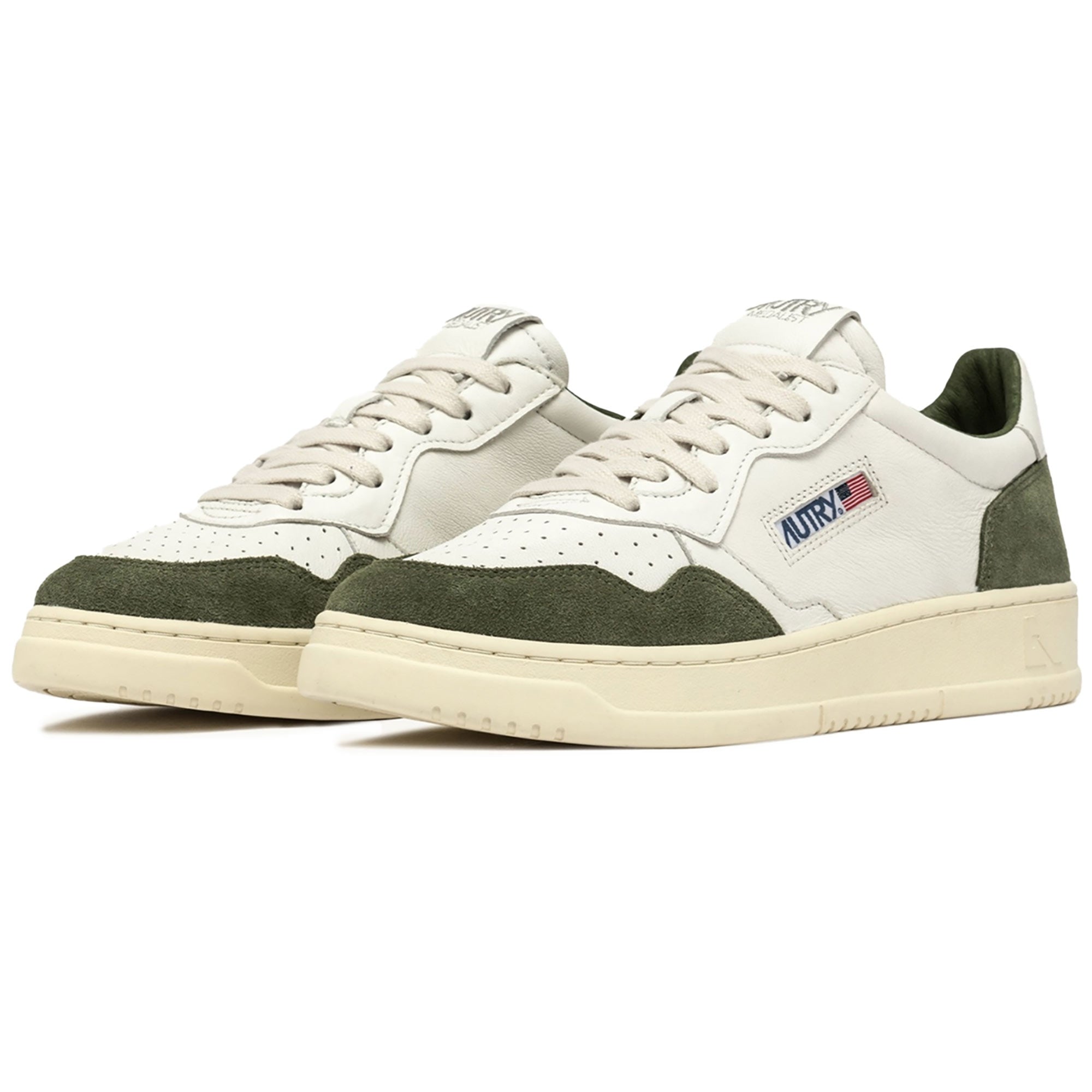 Medalist Low - White Bottle Green