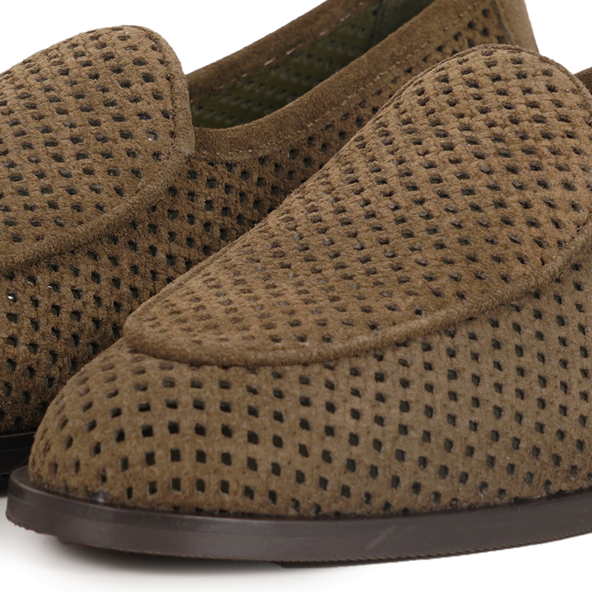 Suede Perfo - Marron