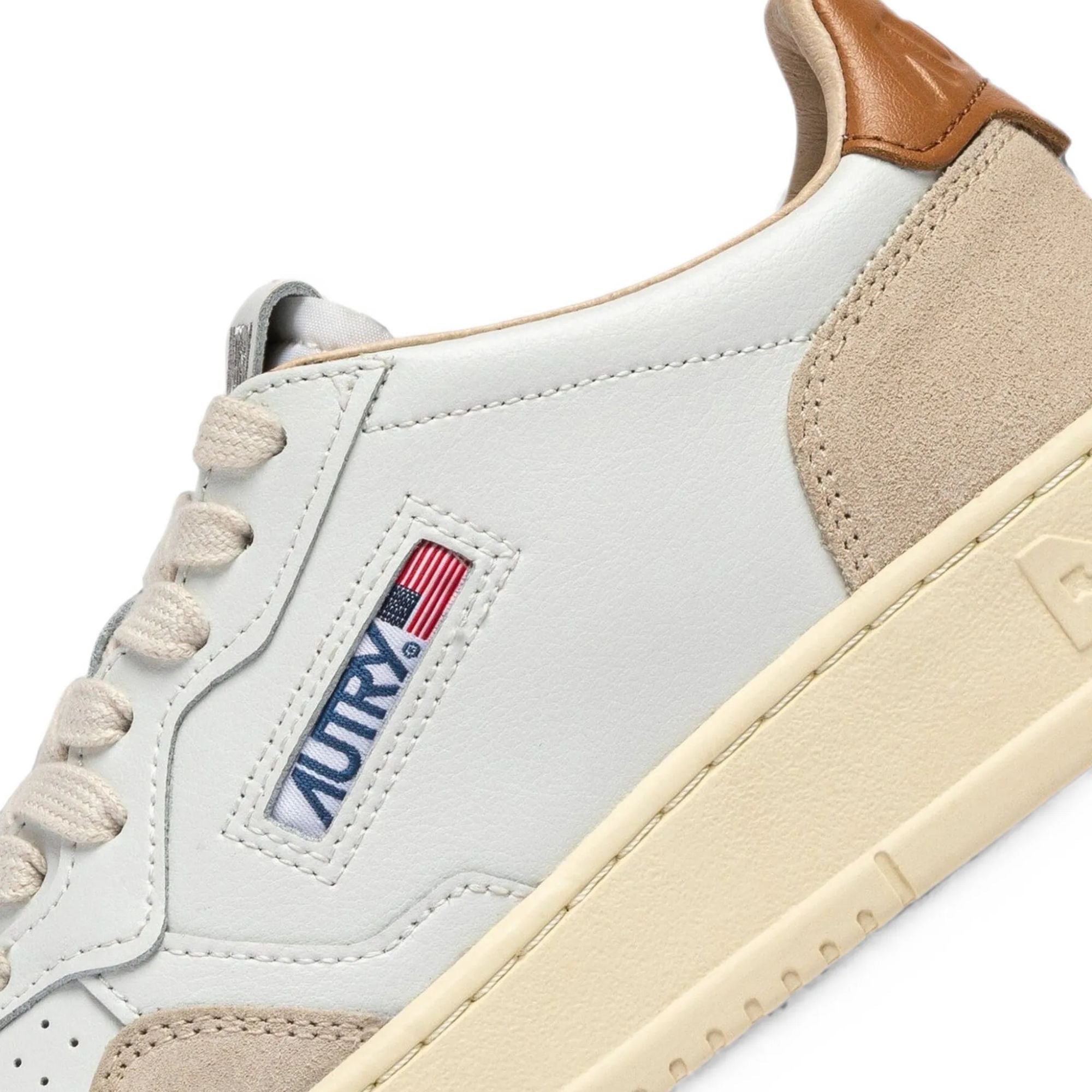 Autry Medalist Low Sneakers - Brown