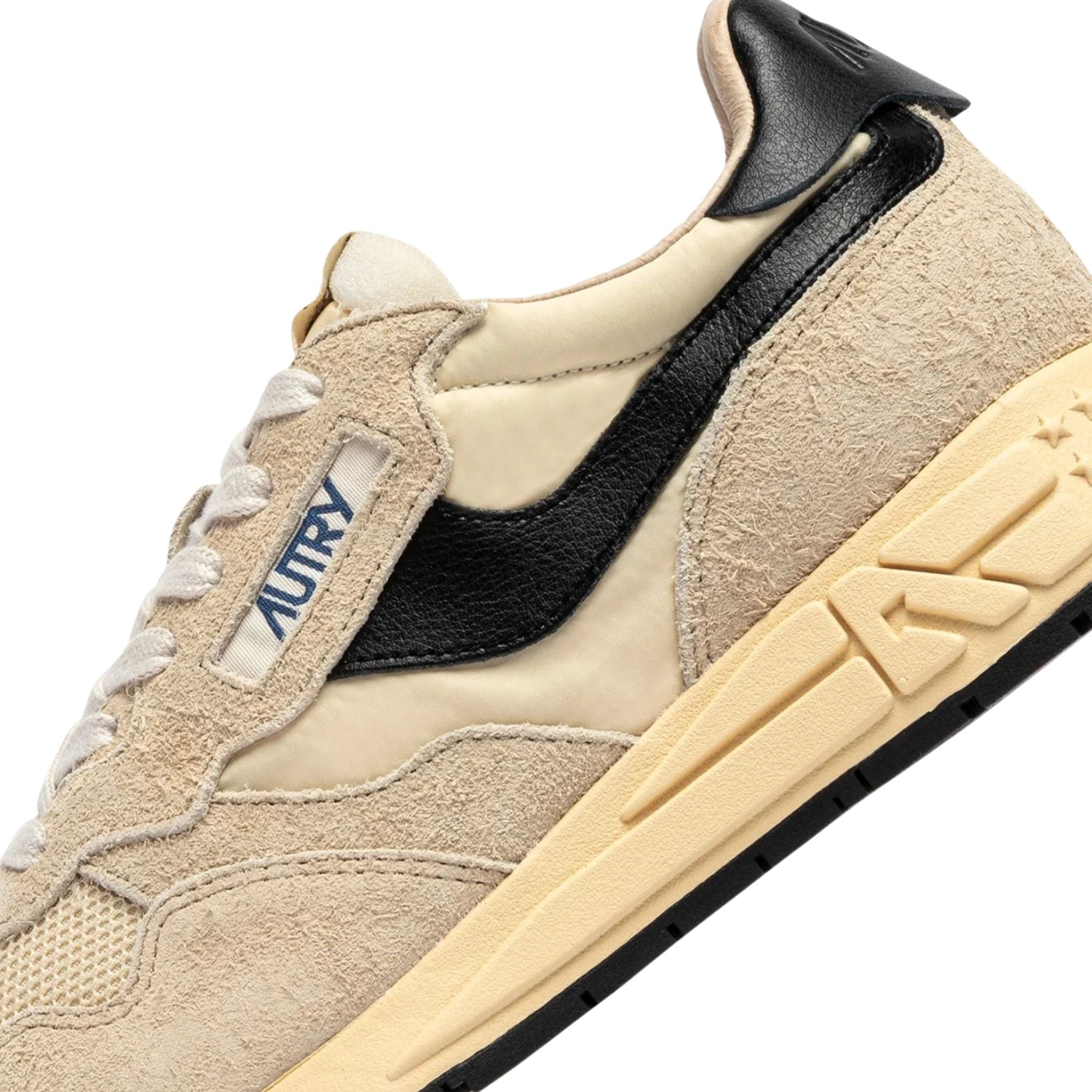 Autry Reelwind Low Sneakers - Ecru/Black