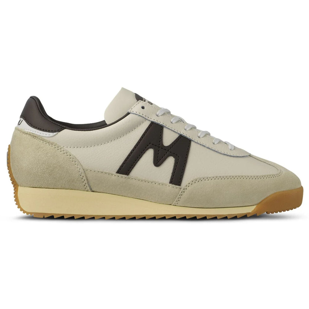 Karhu Mestari 76 Trainers - Gravel/Chocolate Torte